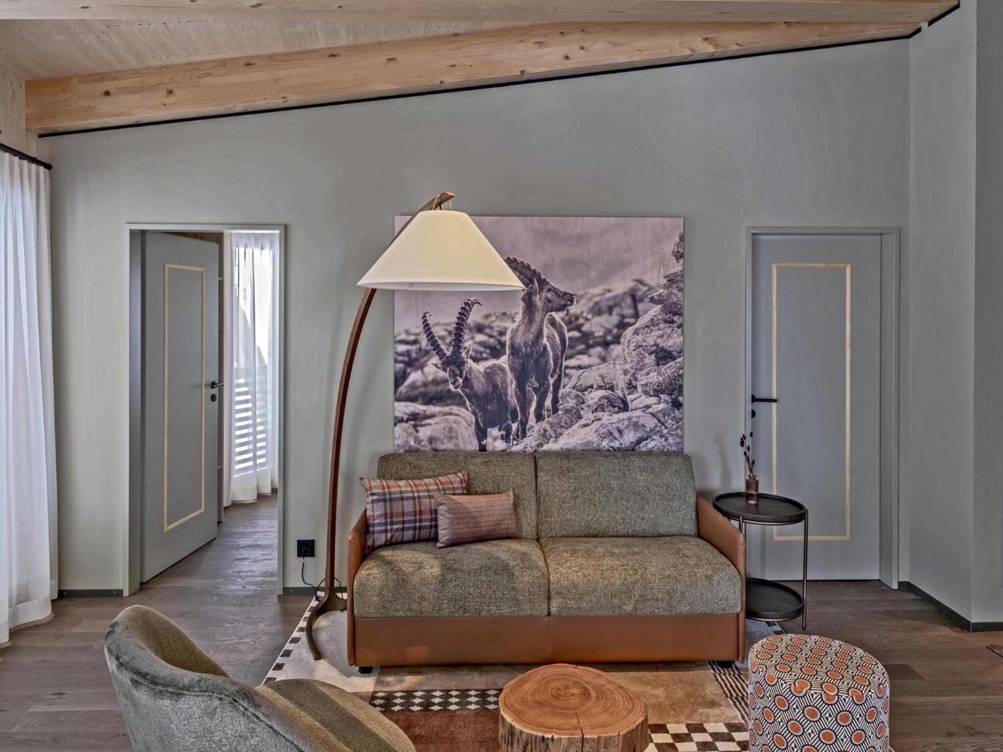 King Suite Spa Bath