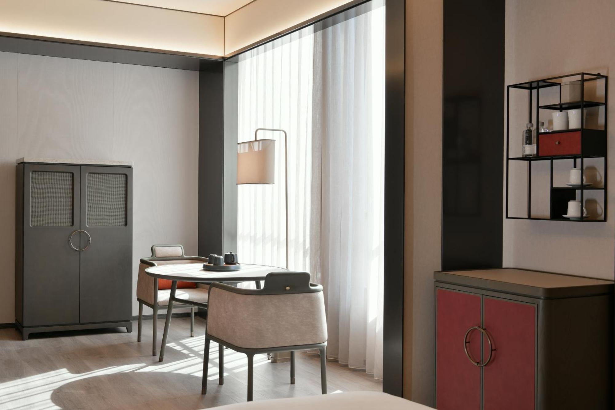 Elegant King Room