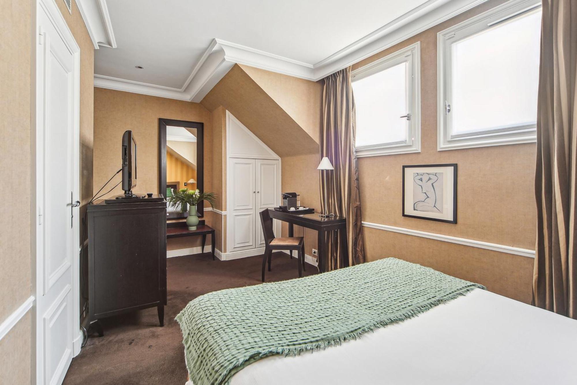 Two Connecting Double Rooms