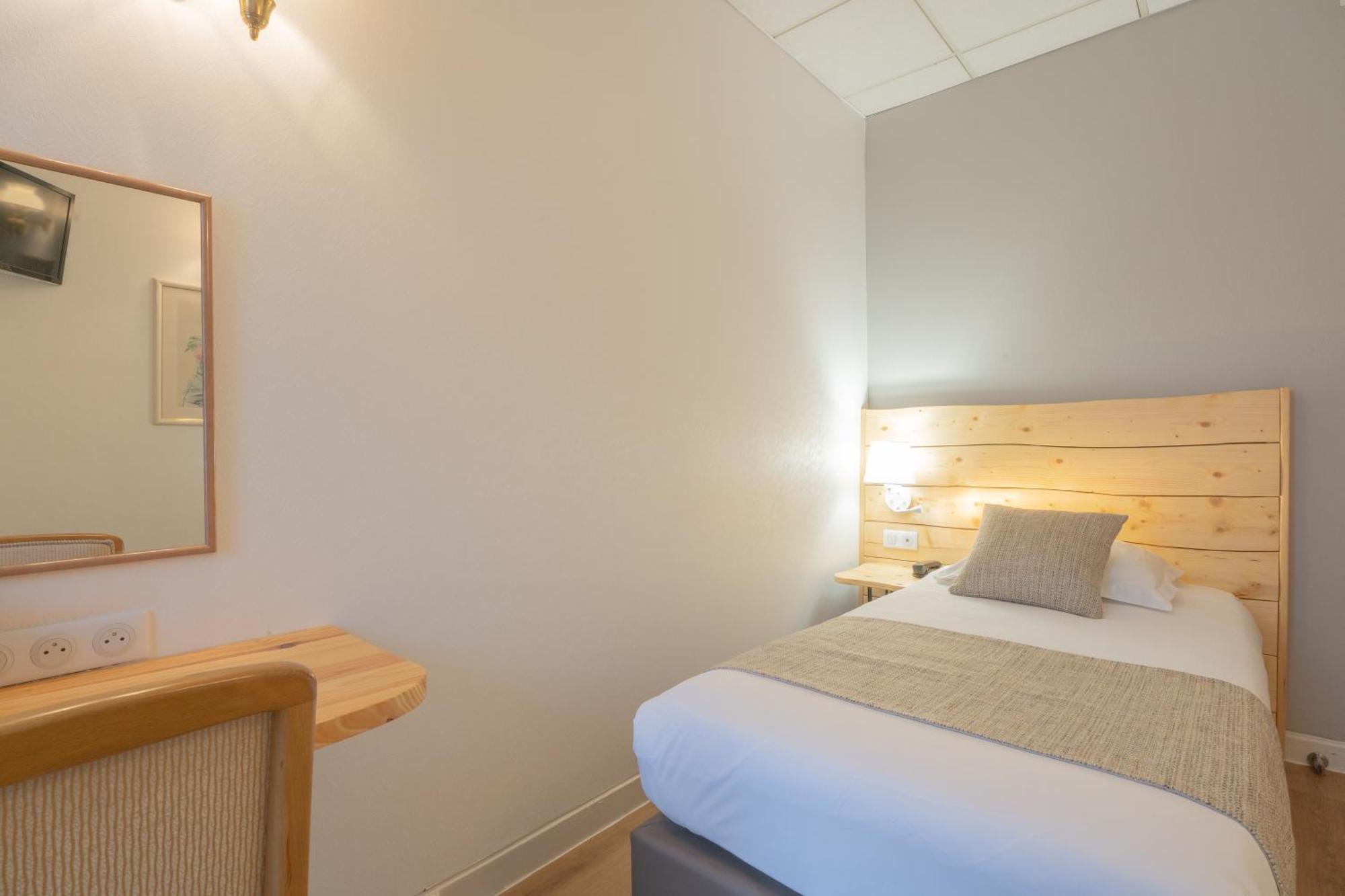 Economy Single Room