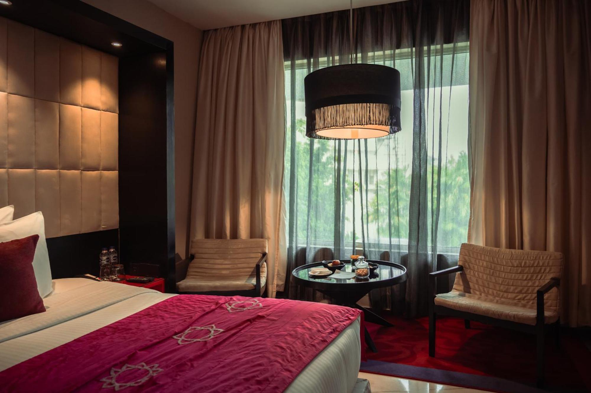 Luxury King Room