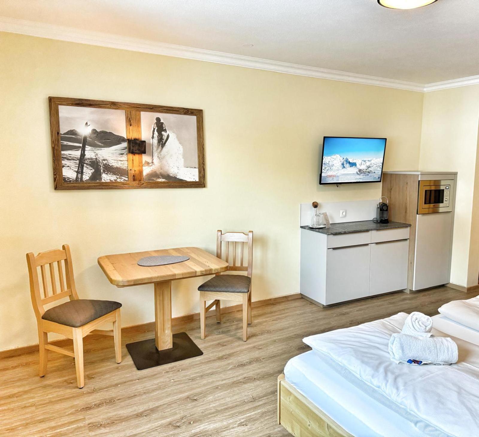 Doppelzimmer mit Bergblick