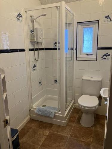 Twin Room with Private External Bathroom