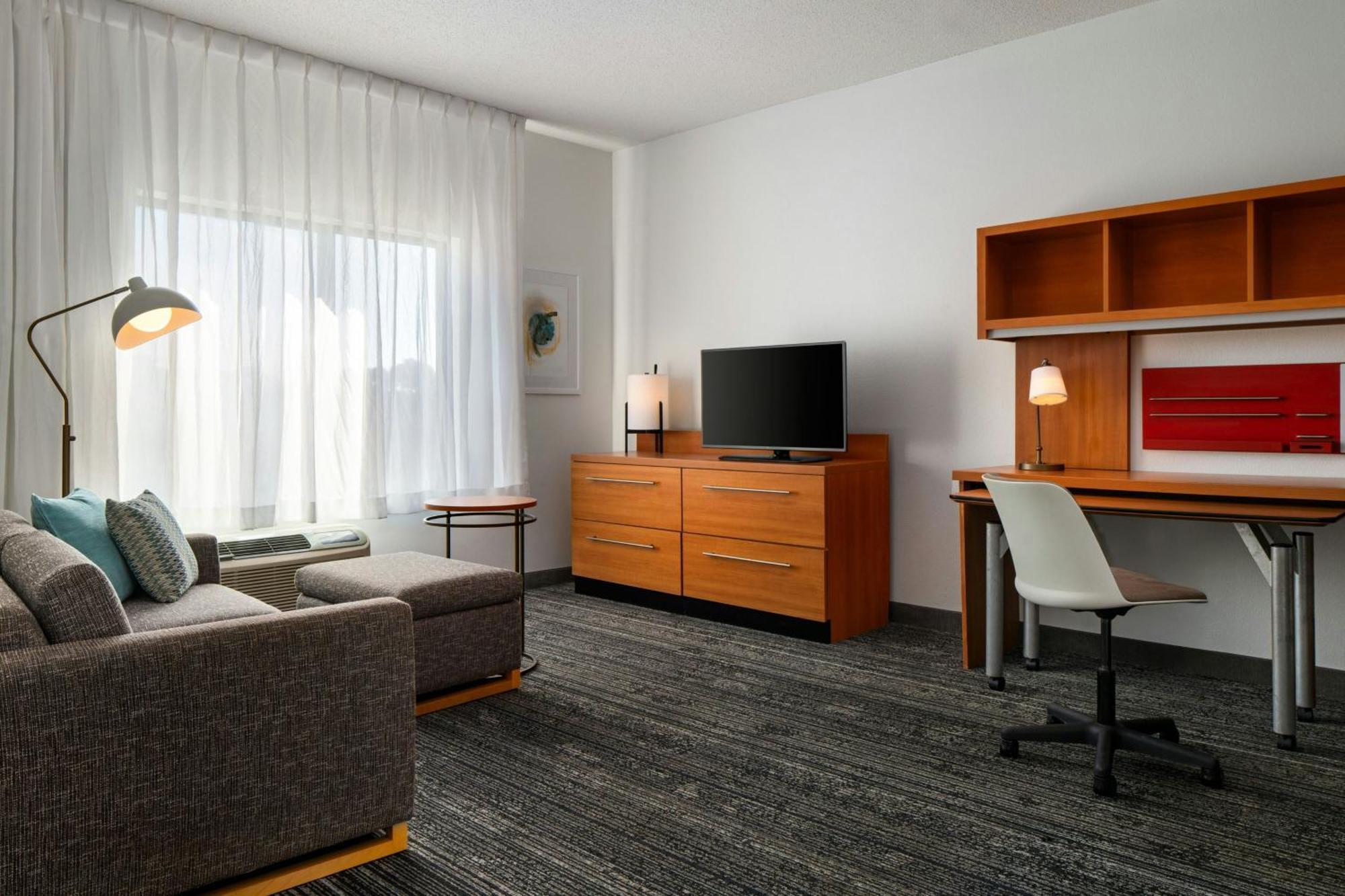 One-Bedroom Suite