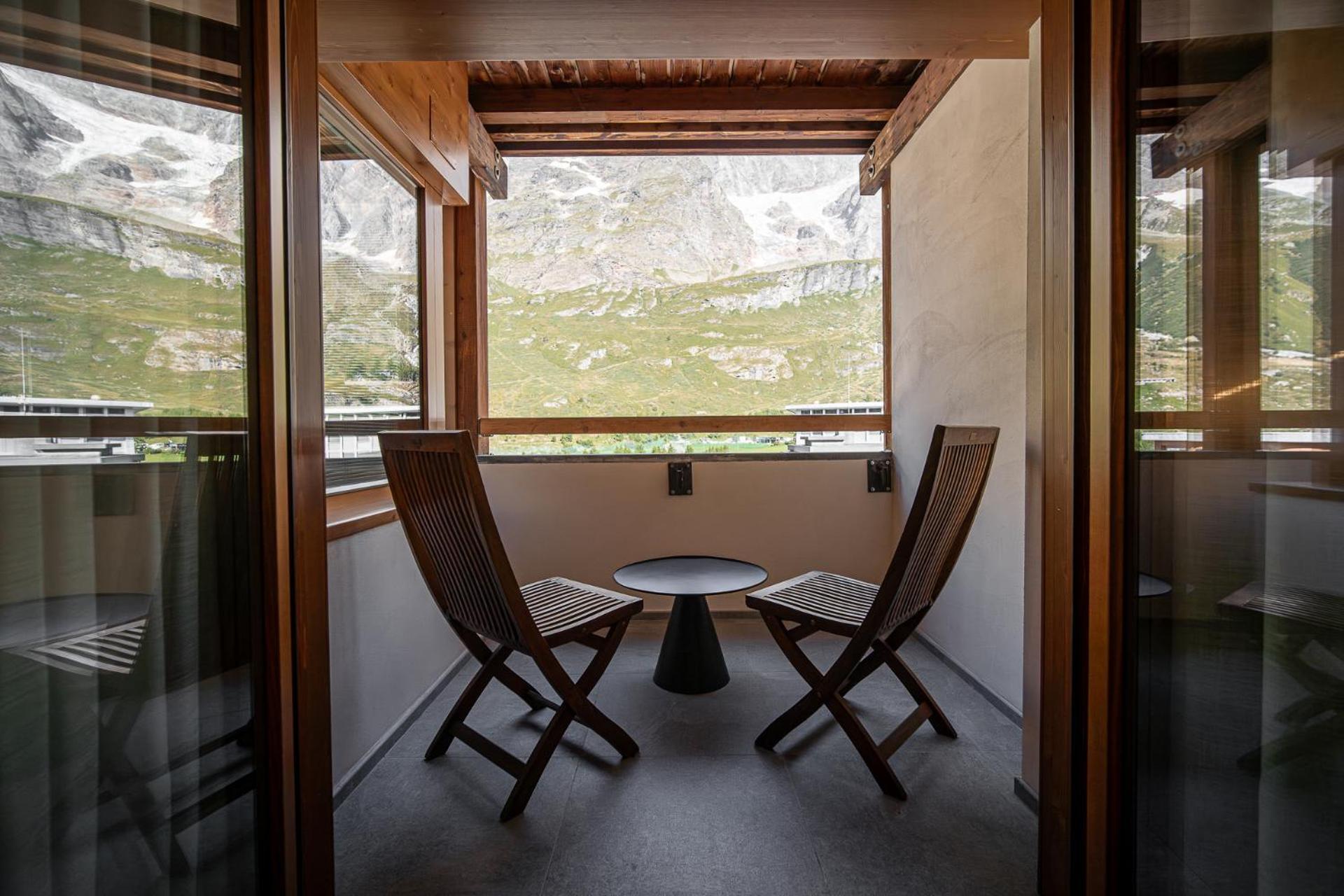 Deluxe Suite with Spa Bath