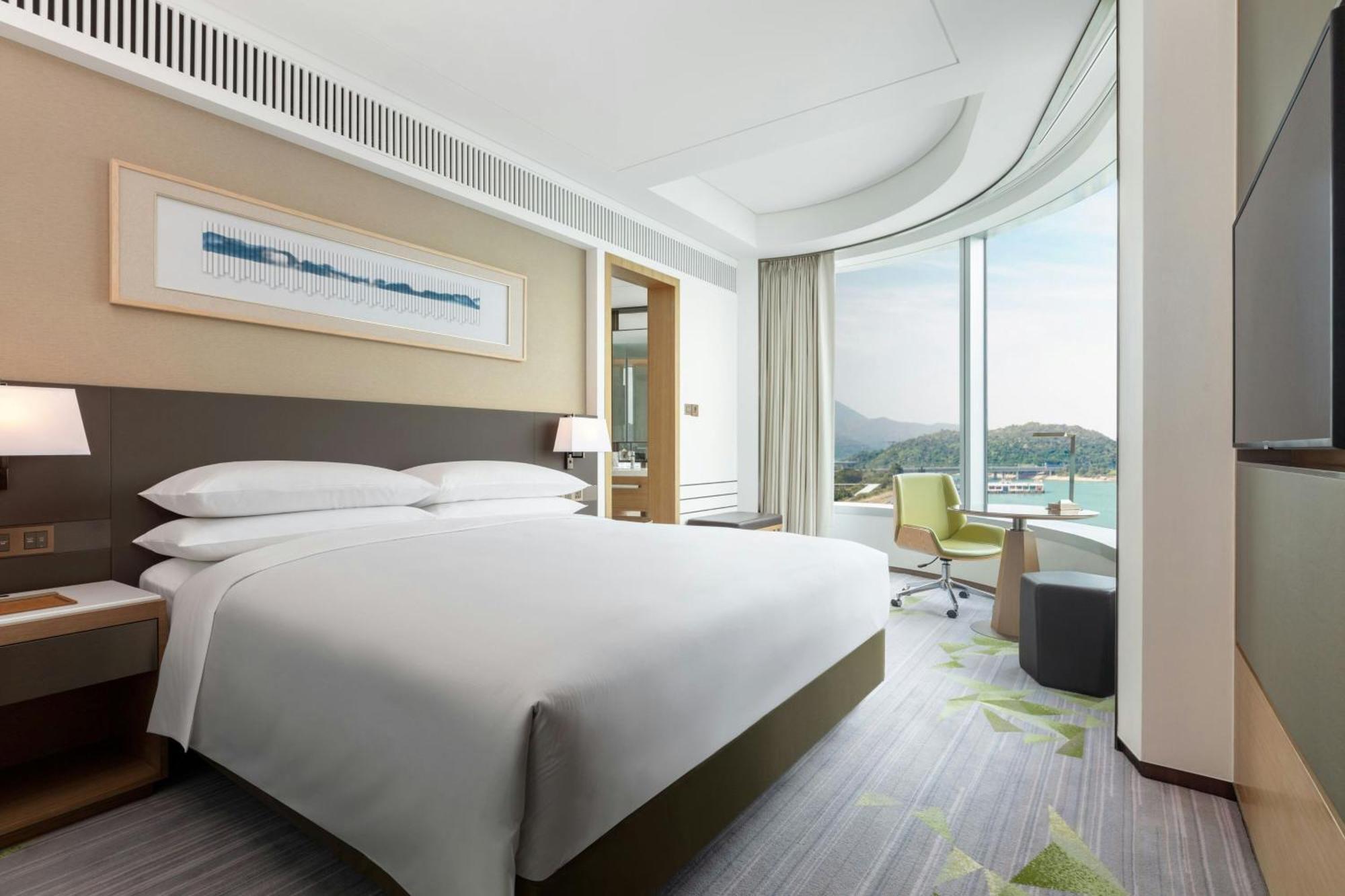 Executive Suite Ocean View Executive Lounge Access