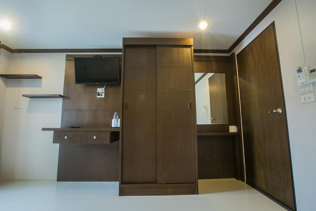 Triple Room with View