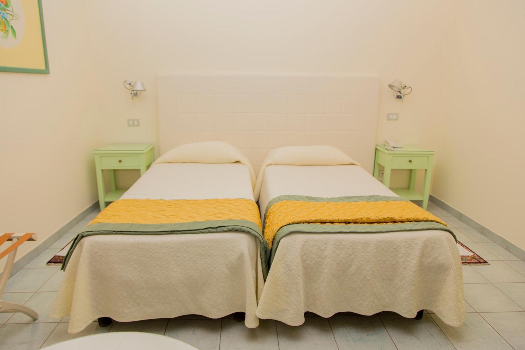 Twin Room with Internal View