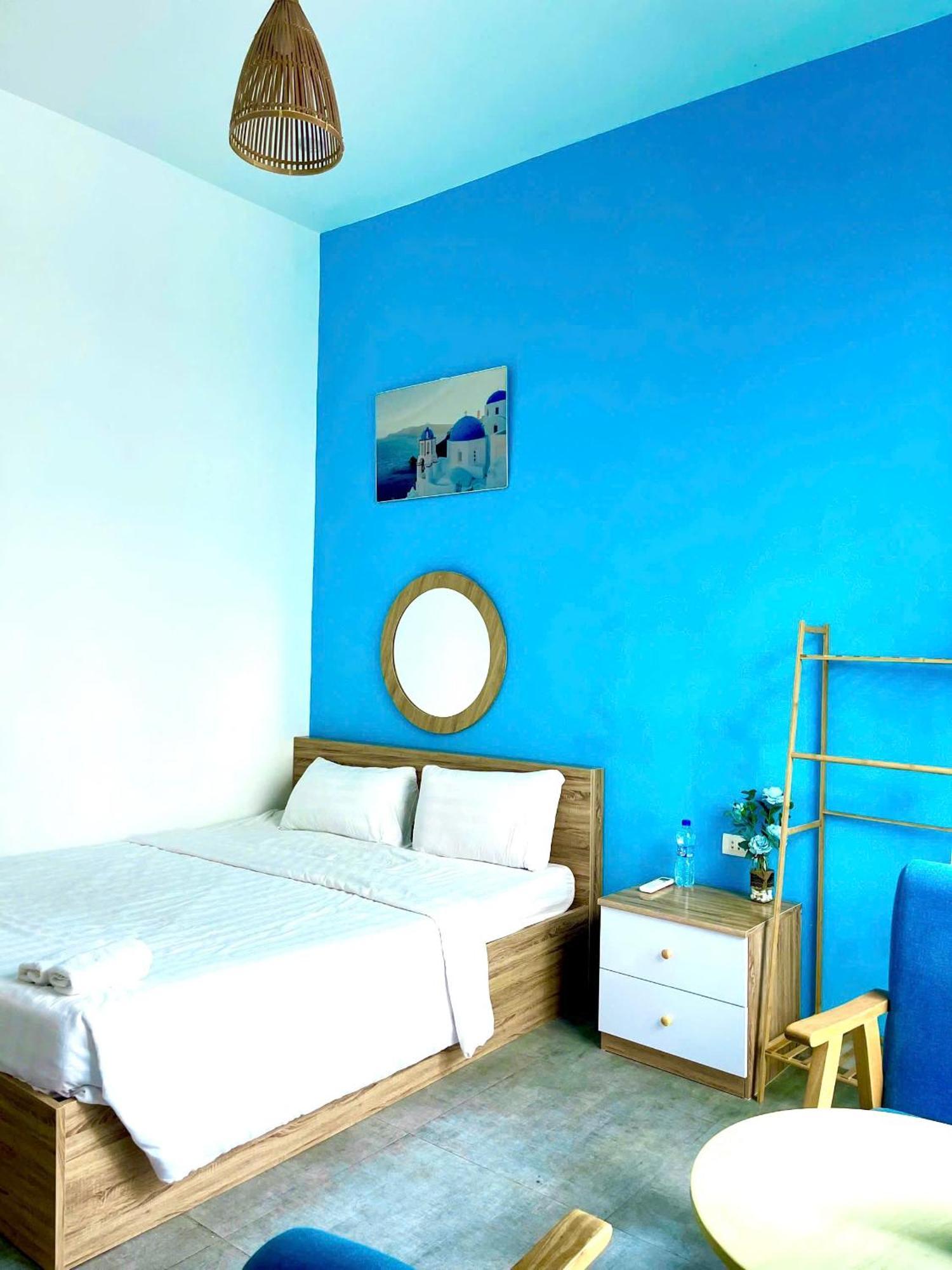 Phòng Giường đôi Deluxe (2 Người lớn + 1 Trẻ em)