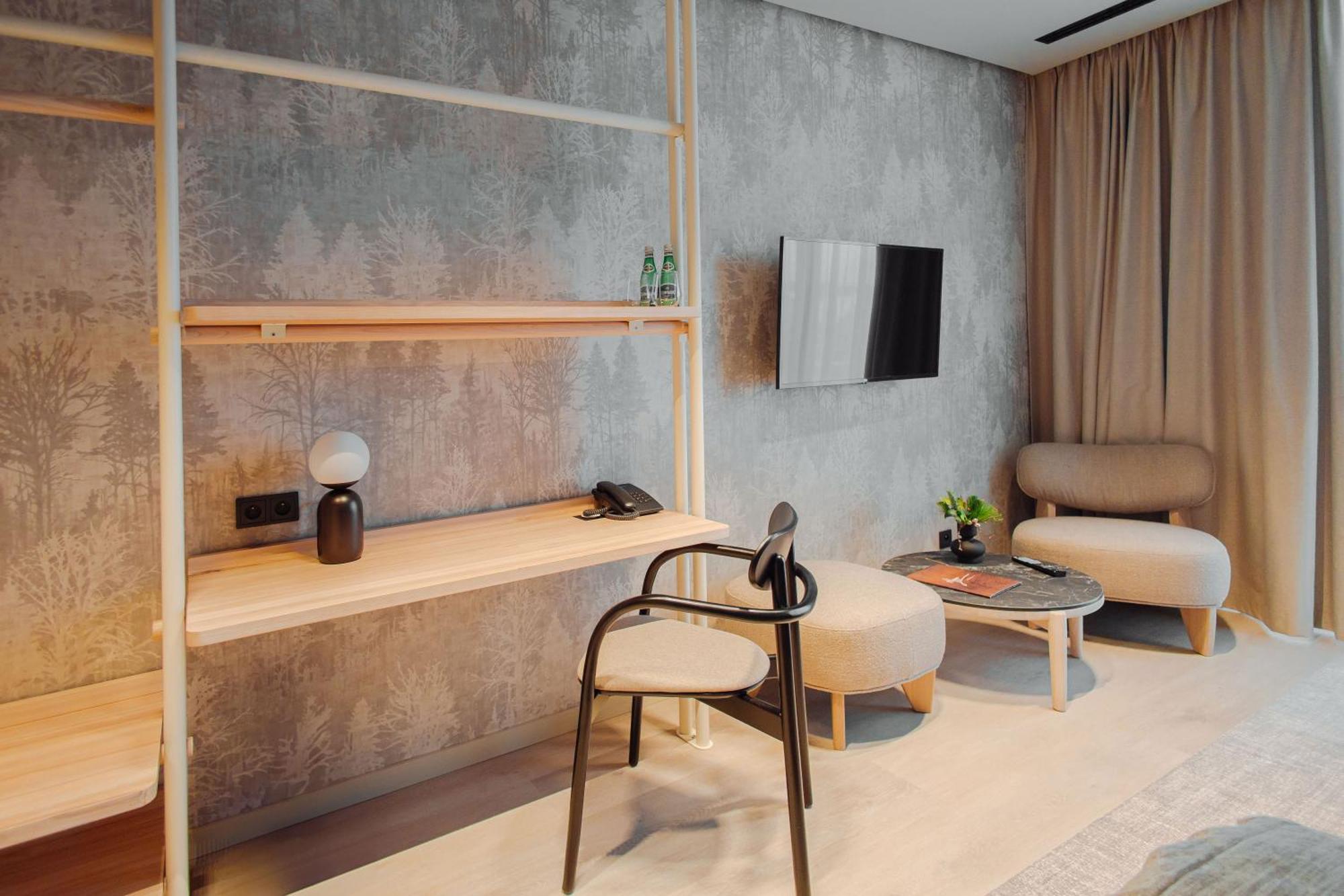 Doppelzimmer mit Whirlpool-Badewanne