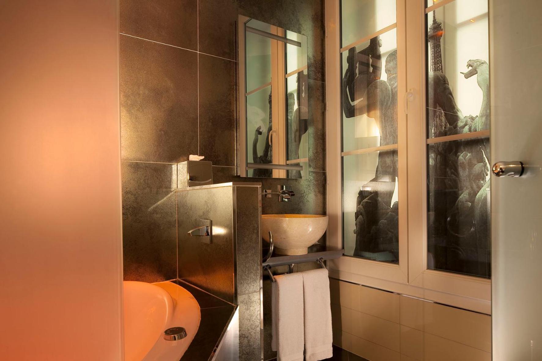 Double Room Trocadéro Jacuzzi