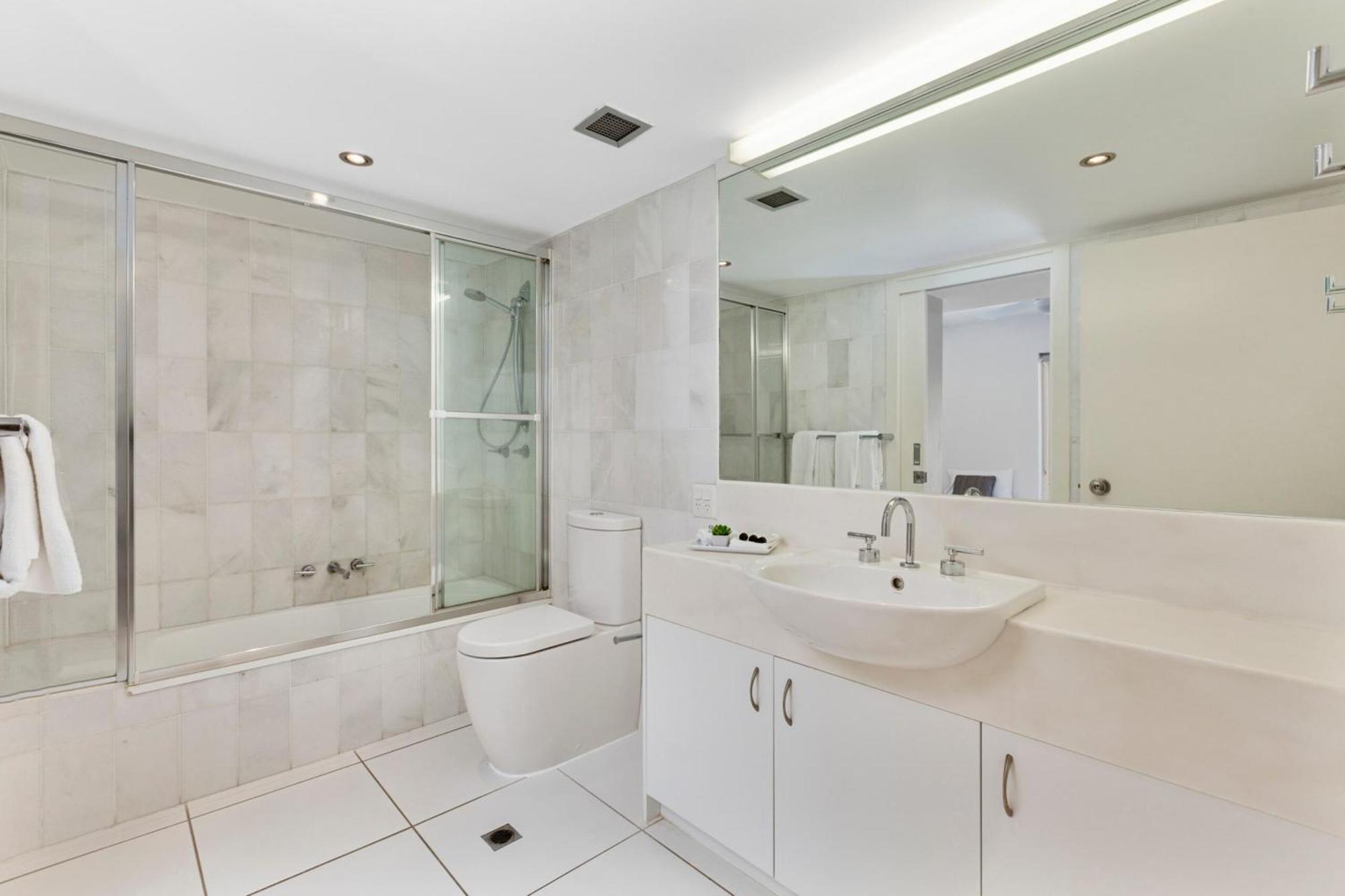 Four-Bedroom Penthouse Apartment - Casablanca