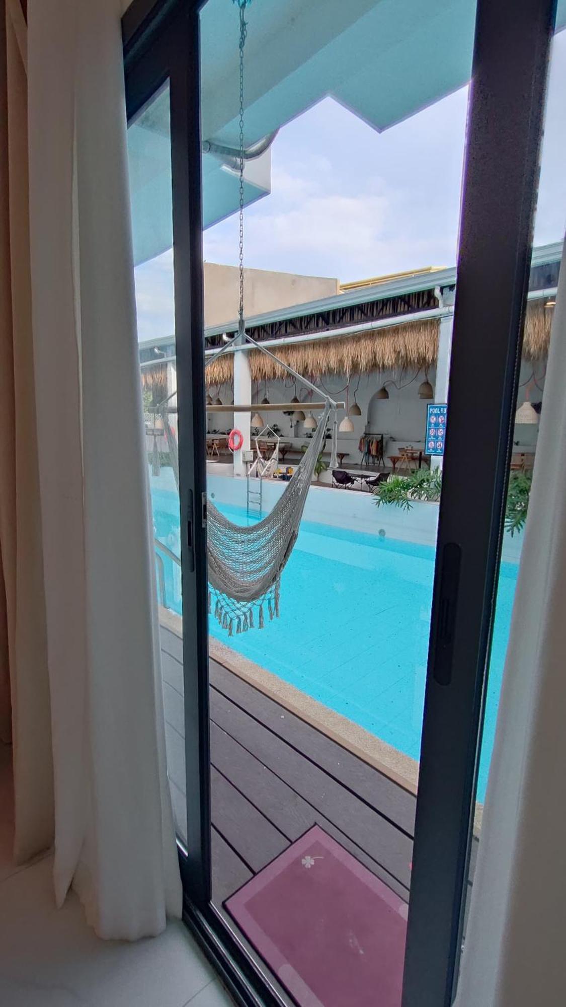 Queen Room with Pool View