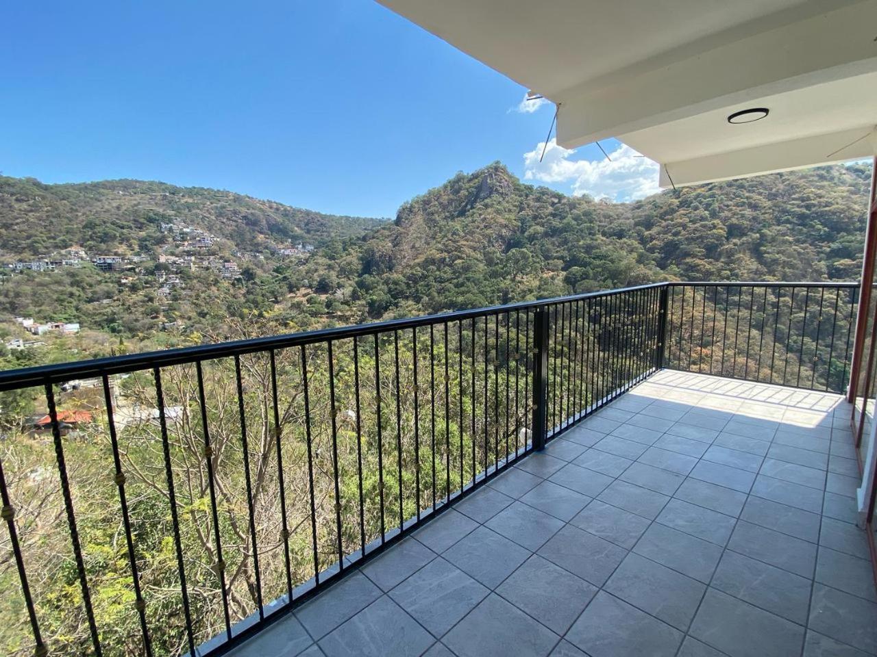 Habitación Doble con vistas a la montaña
