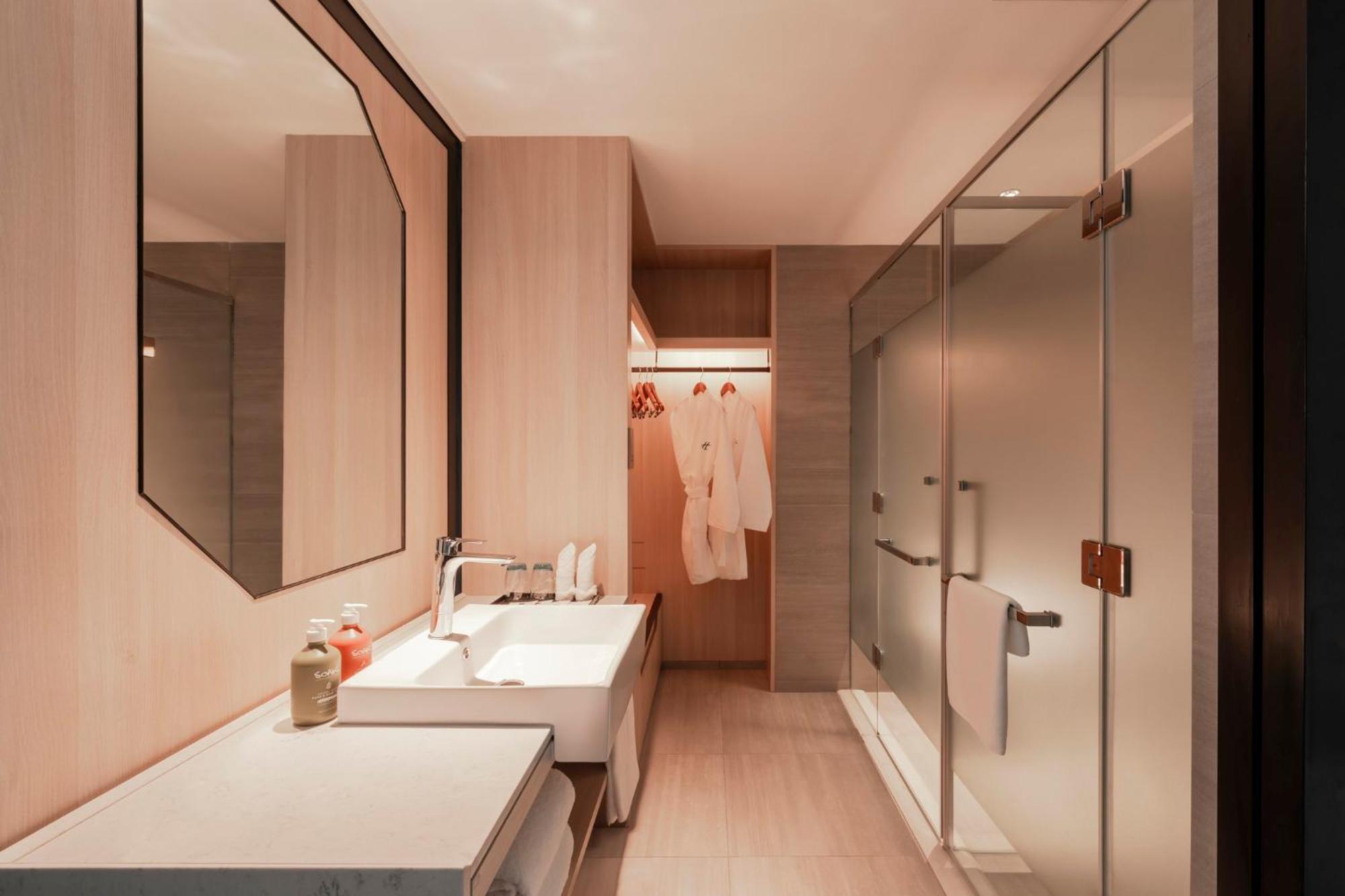 Standard Twin Room,1648713676:JPEG