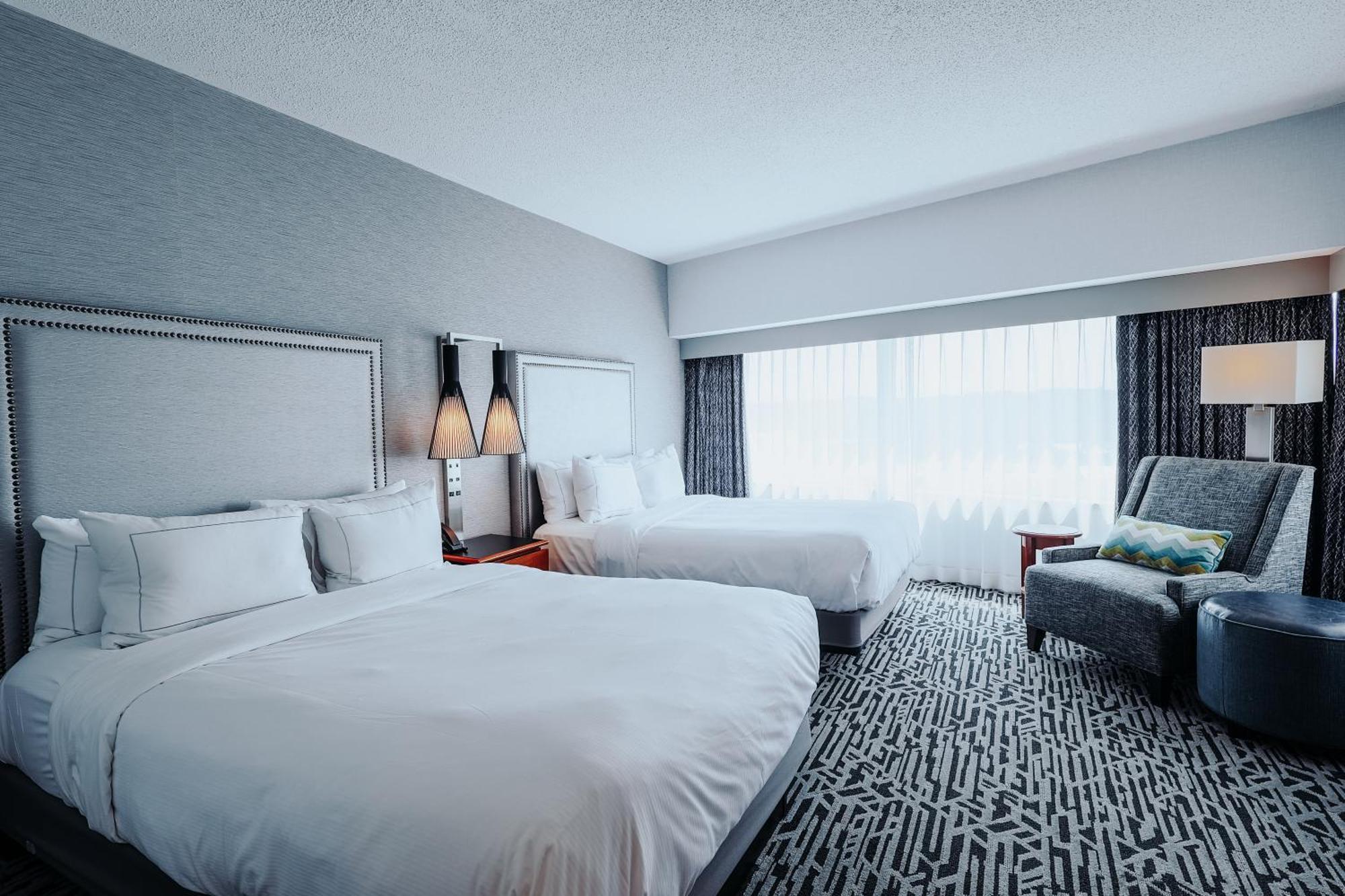 Two-Room Double Suite Non-Smoking
