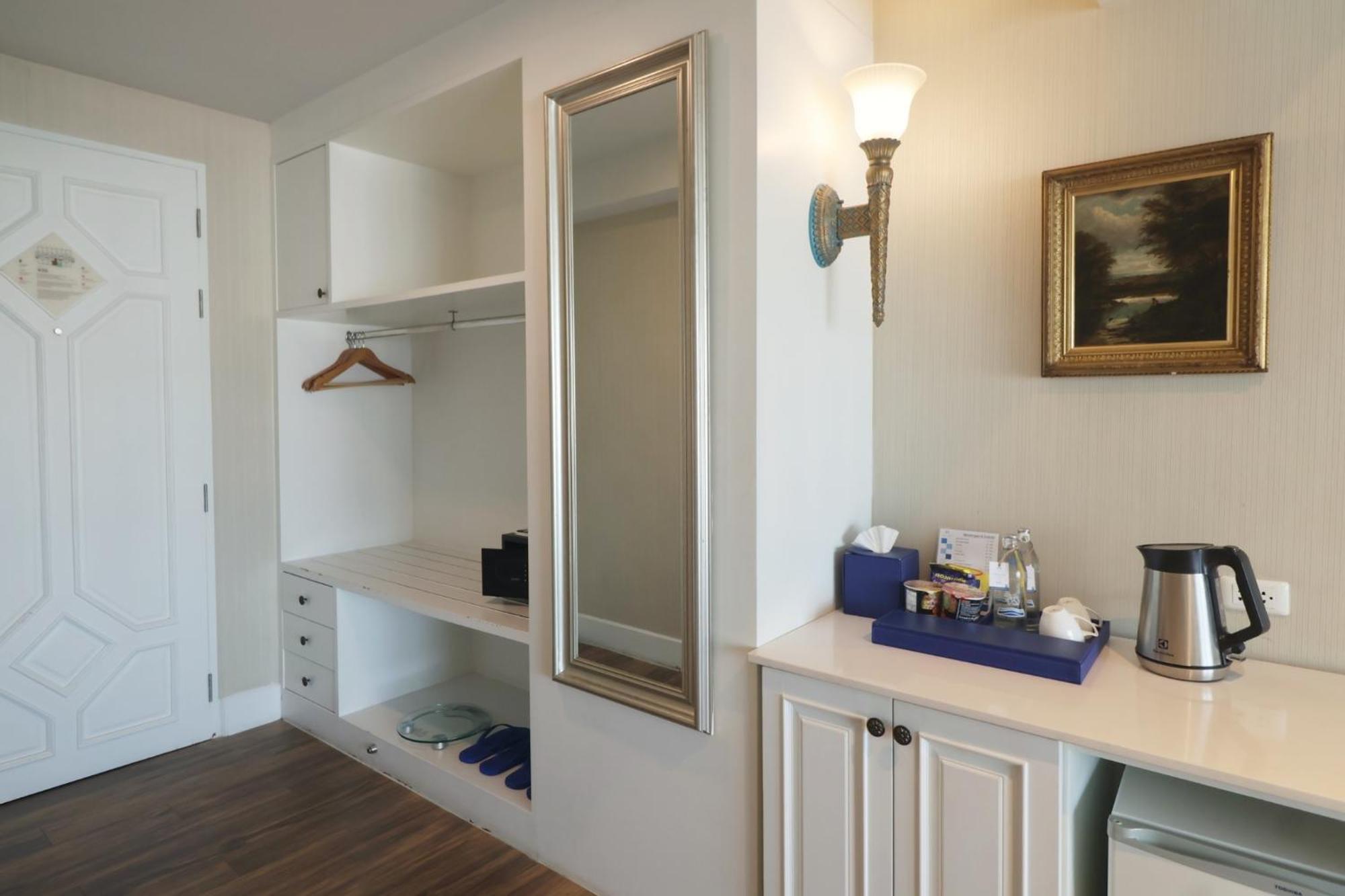 Deluxe Zimmer mit Kingsize-Bett