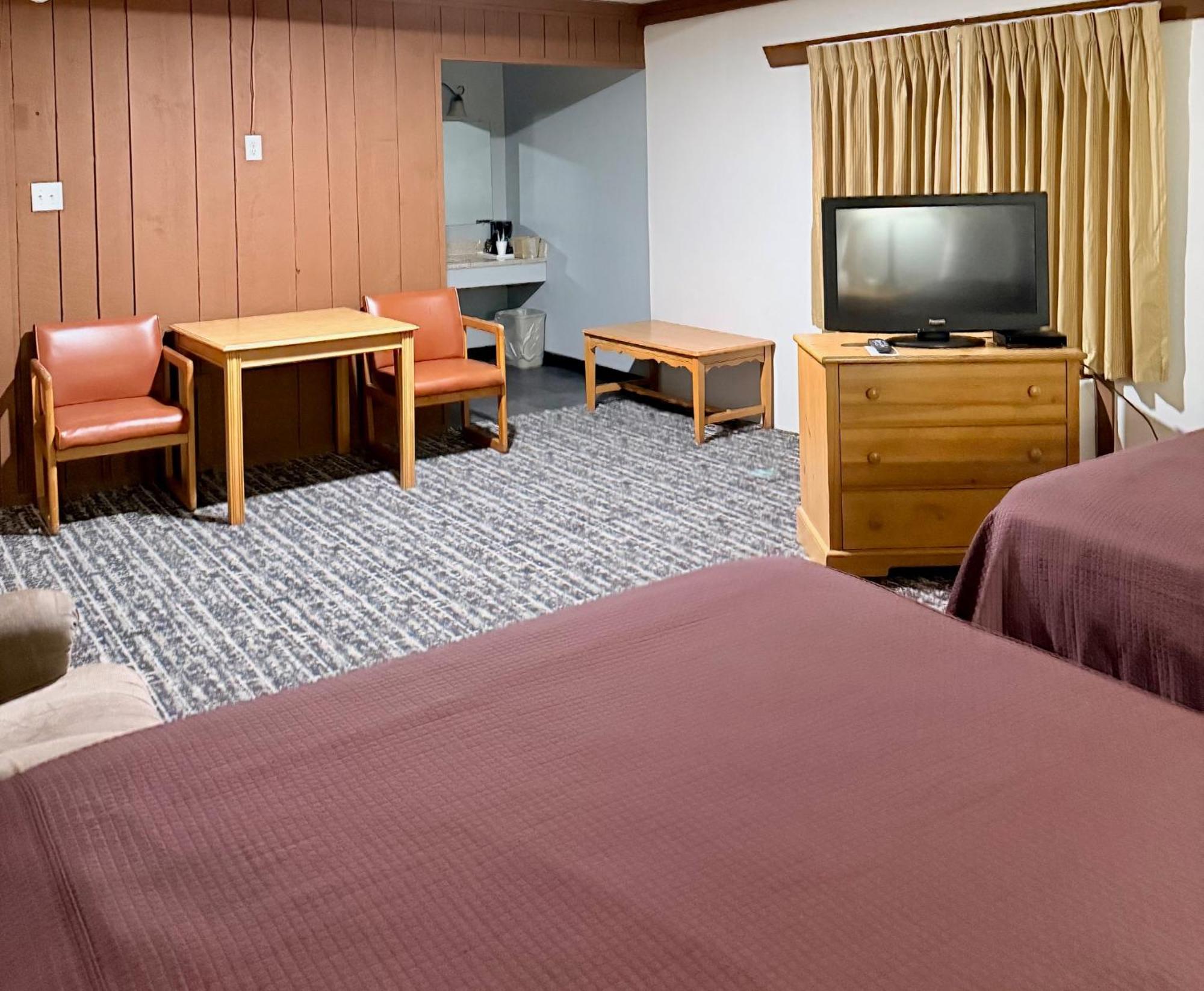 Standard Double Room with Two Double Beds
