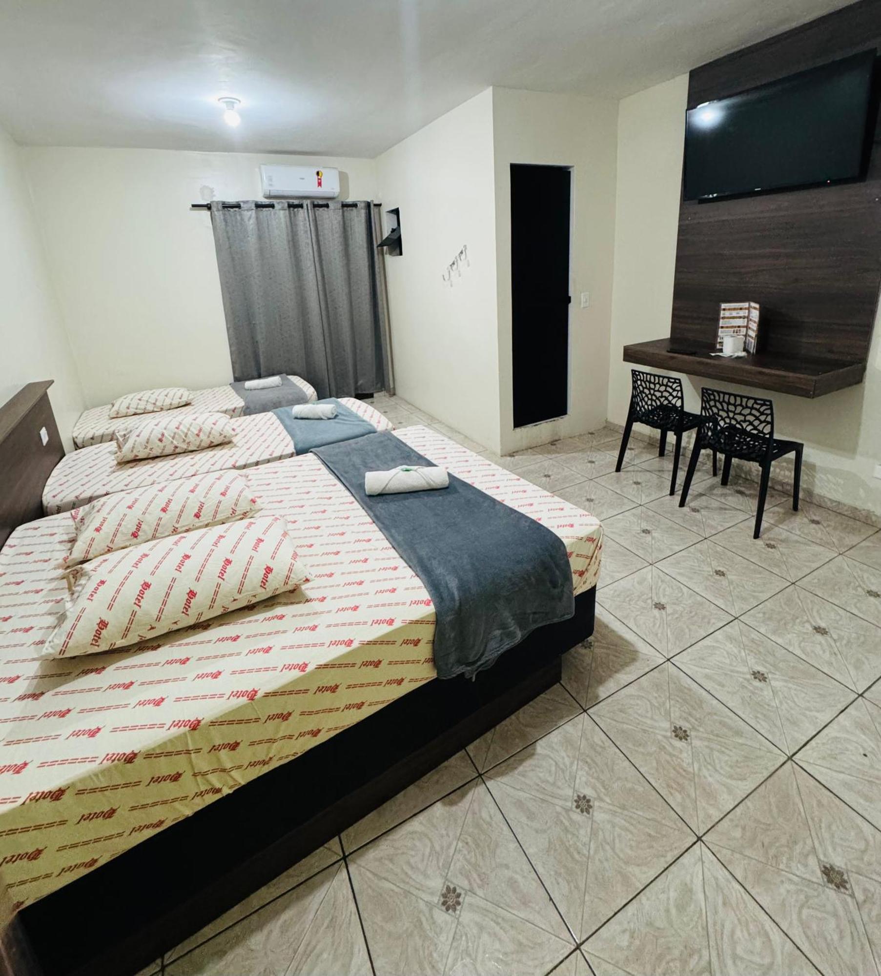 Quarto Triplo Econômico