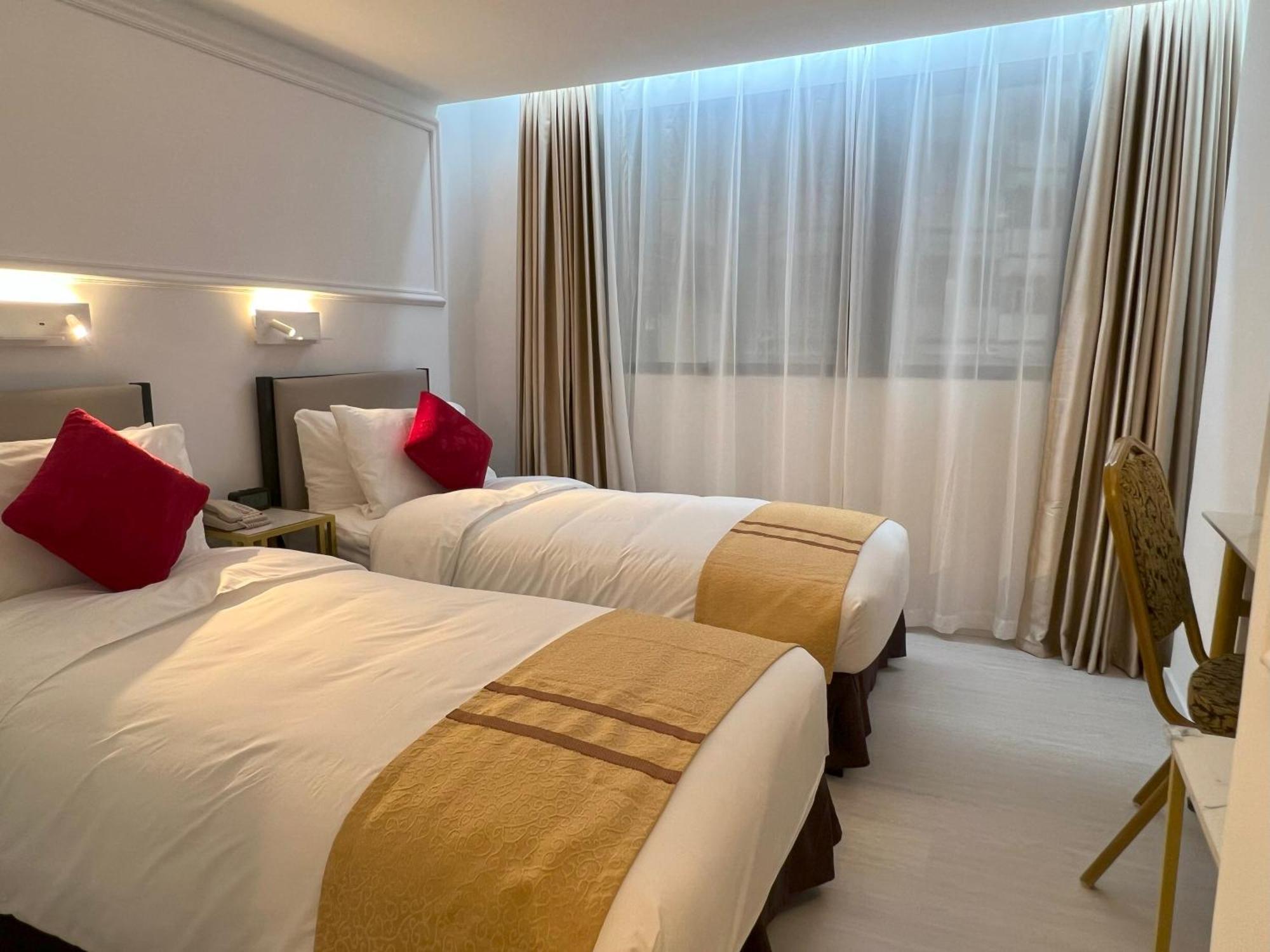 Superior Double or Twin Room City View