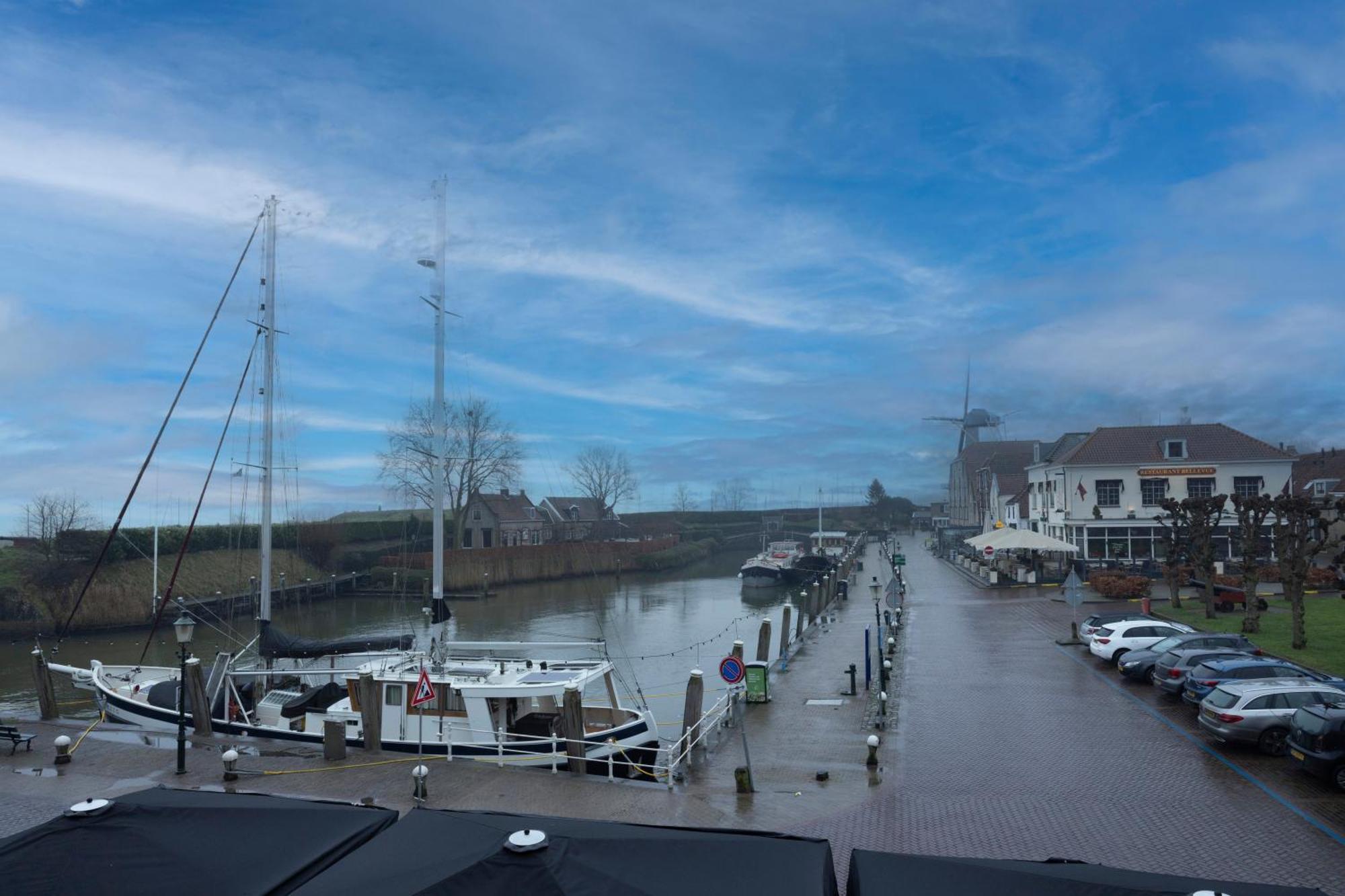 Tweepersoonskamer met 1 of 2 Aparte Bedden - Uitzicht op de Haven