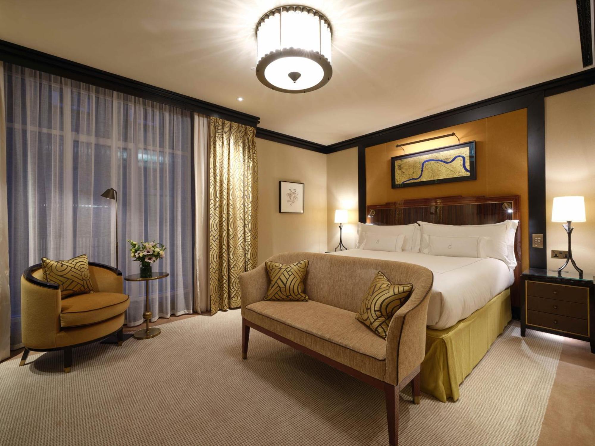 Superior King Room