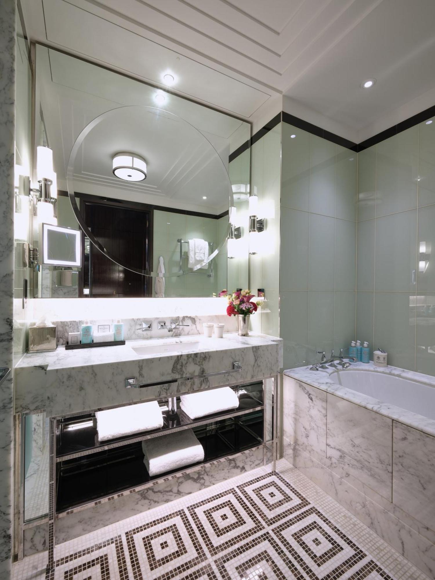 Premier King Room