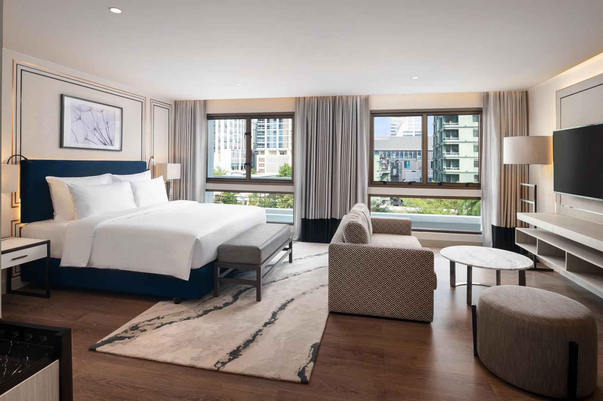 Deluxe Room,1649879204:JPEG