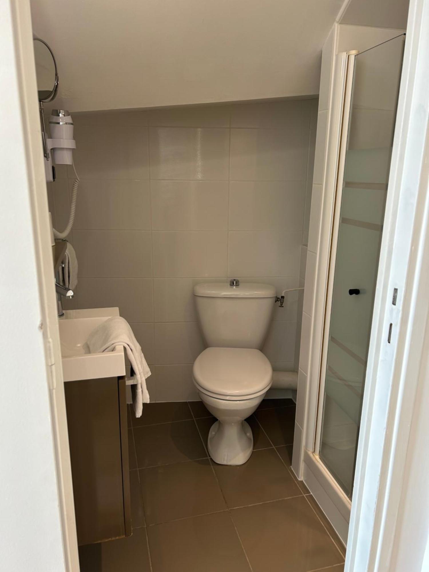Single Room,1649879793:JPEG