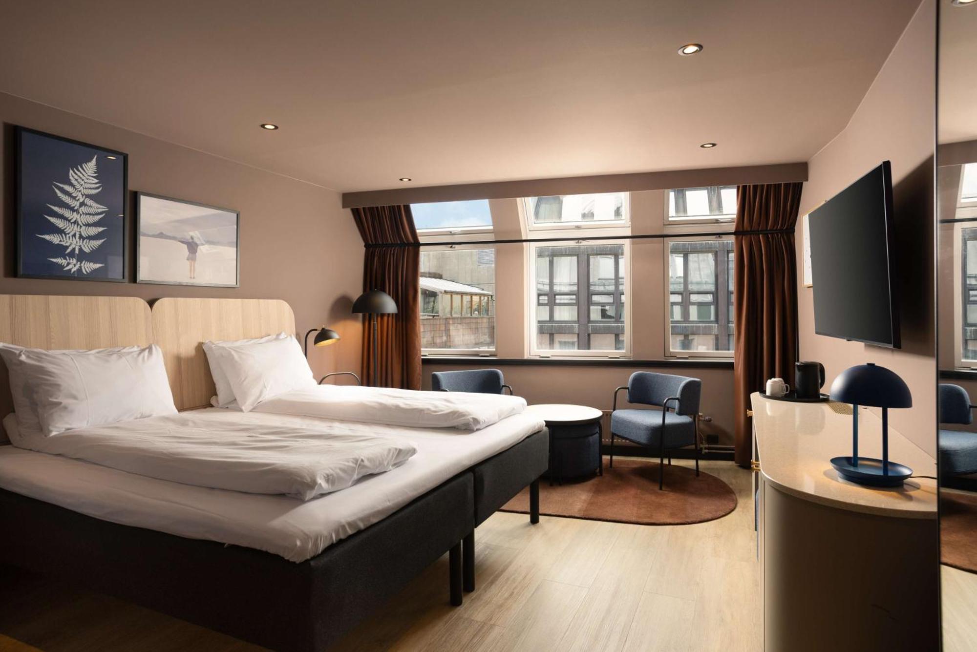 Superior King Room,1649887949:JPEG