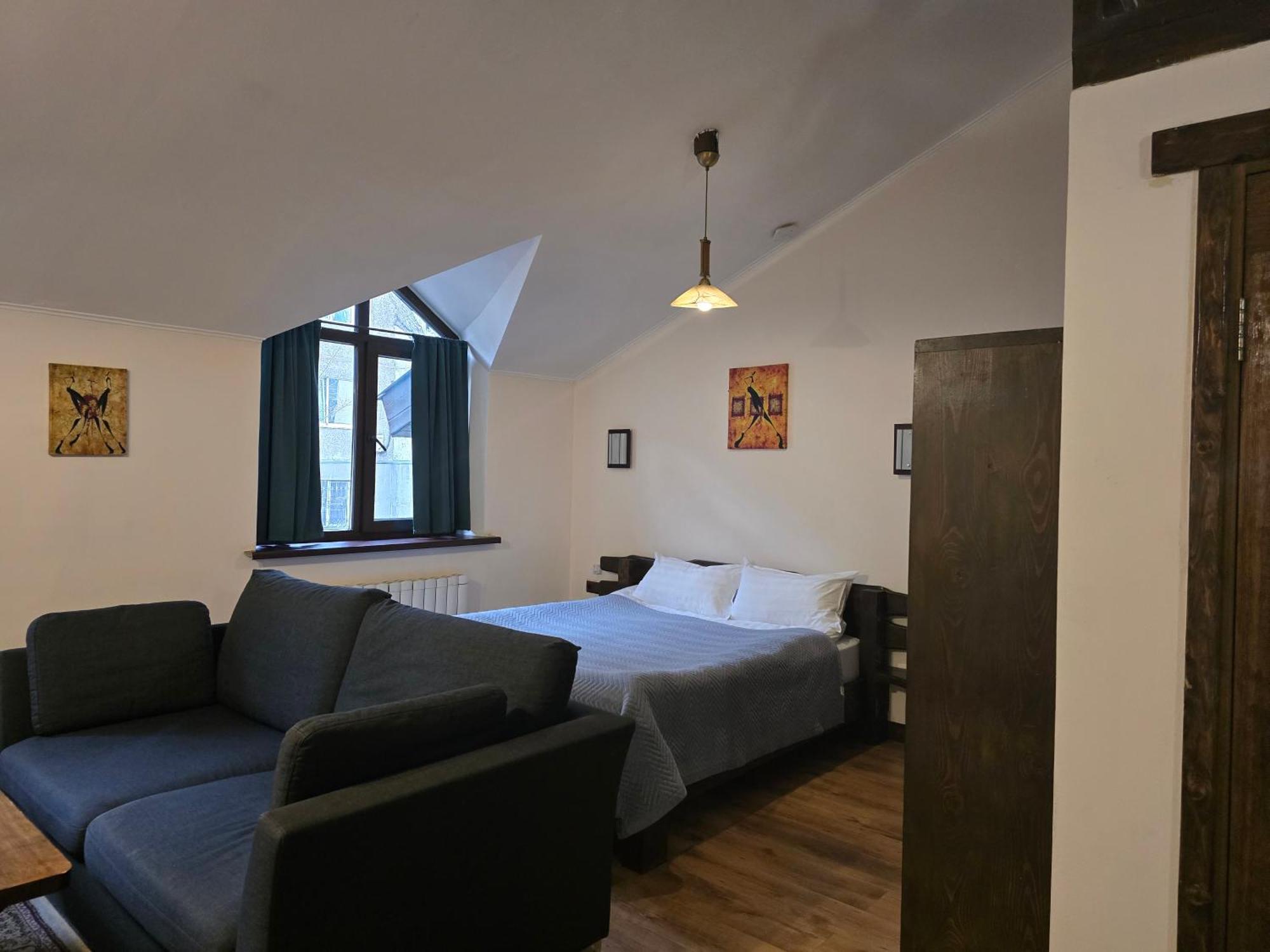Junior Suite,1649900591:JPEG