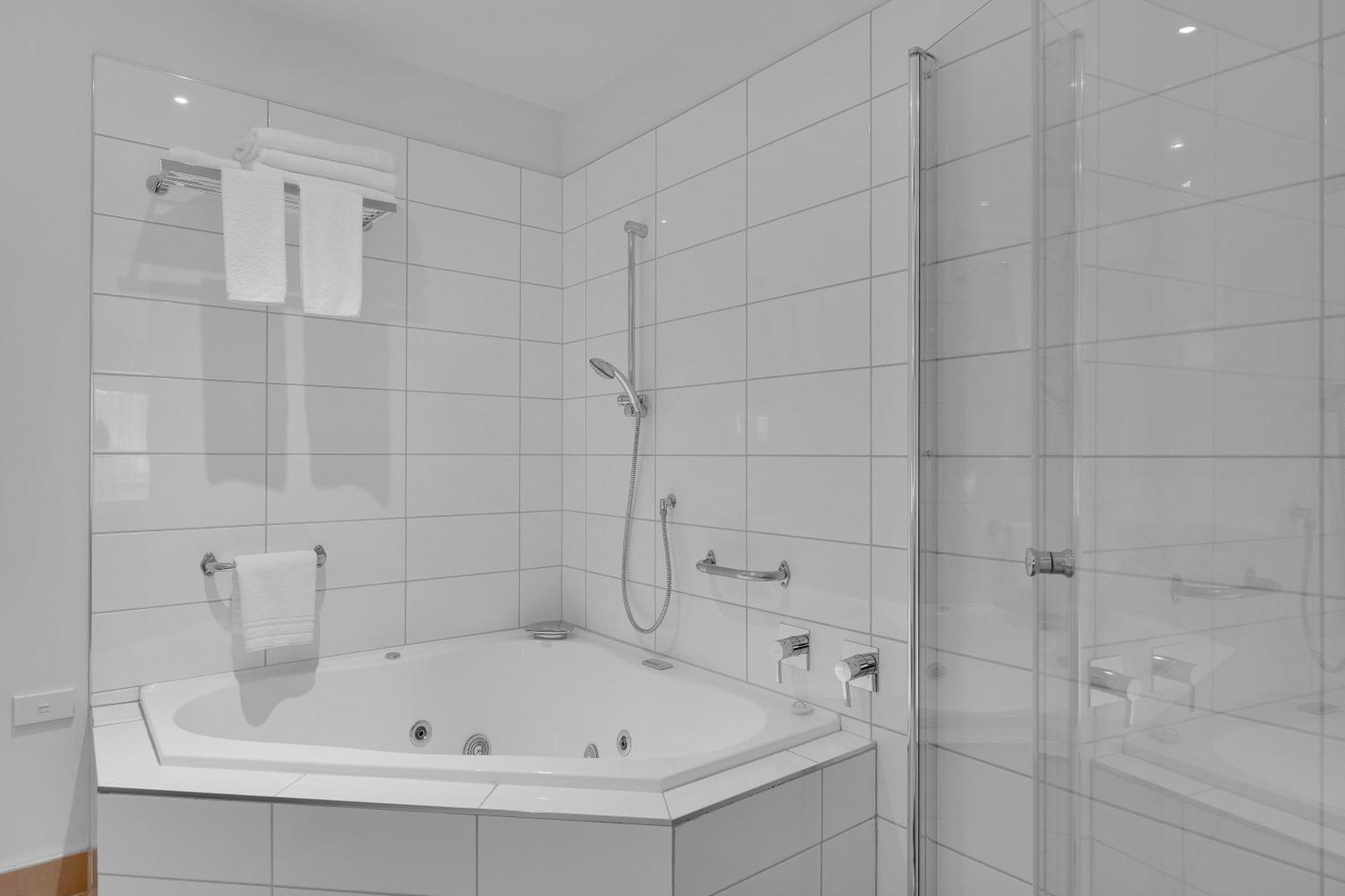 Superior Double Spa Studio Apartment