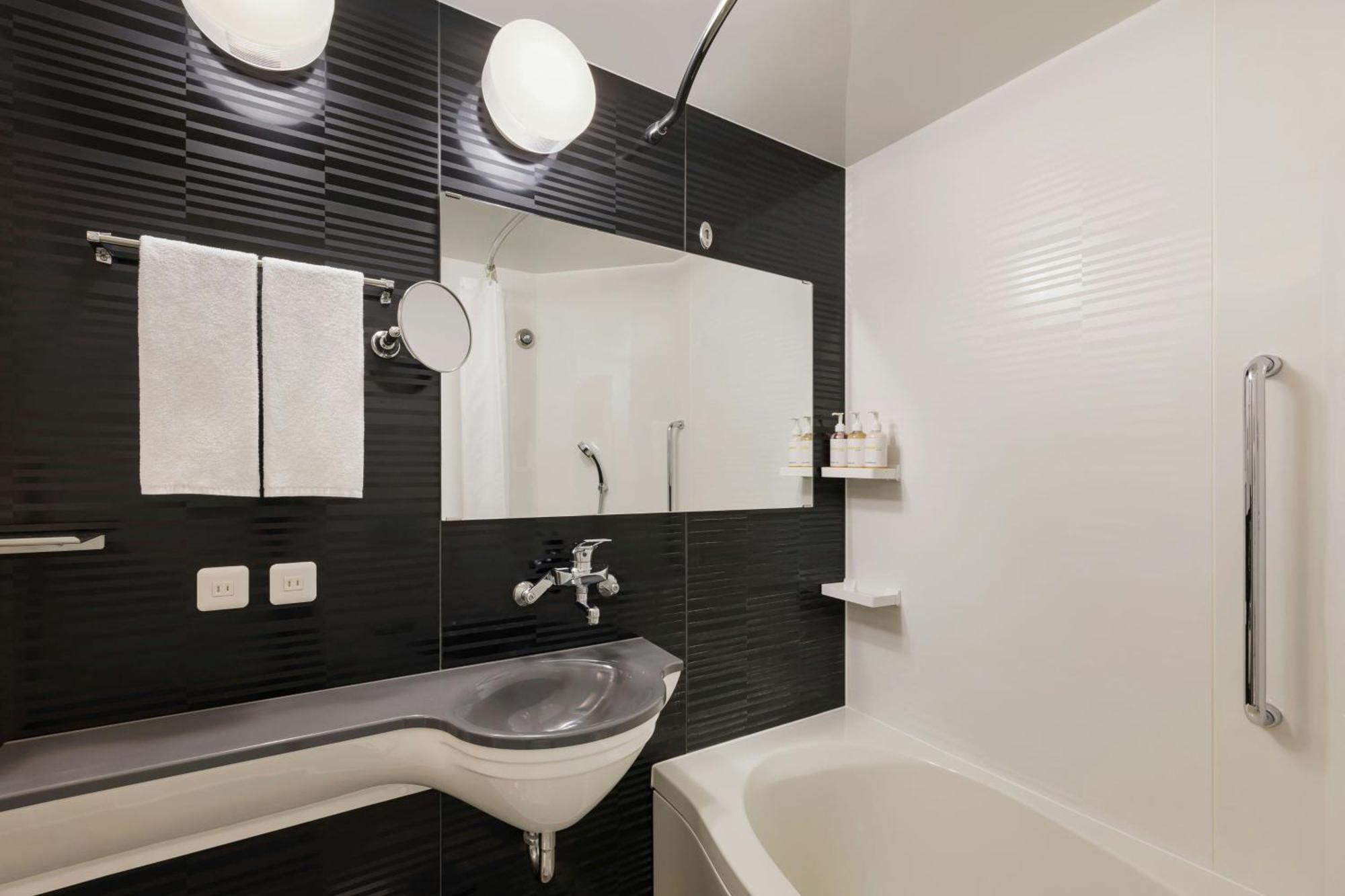 Twin Room - Non-Smoking