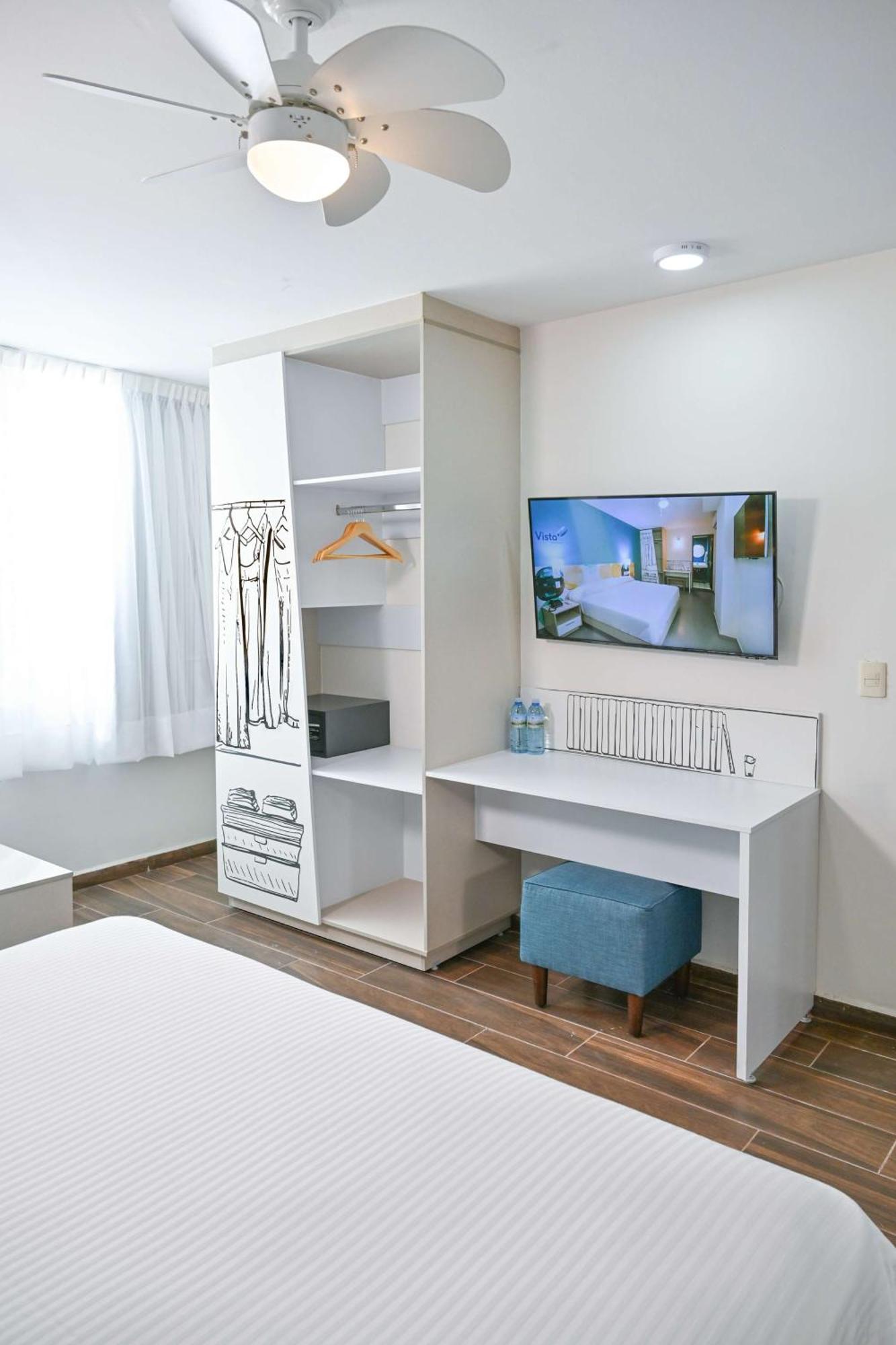 Suite with Two Double Beds and Sofa Bed - Non-Smoking