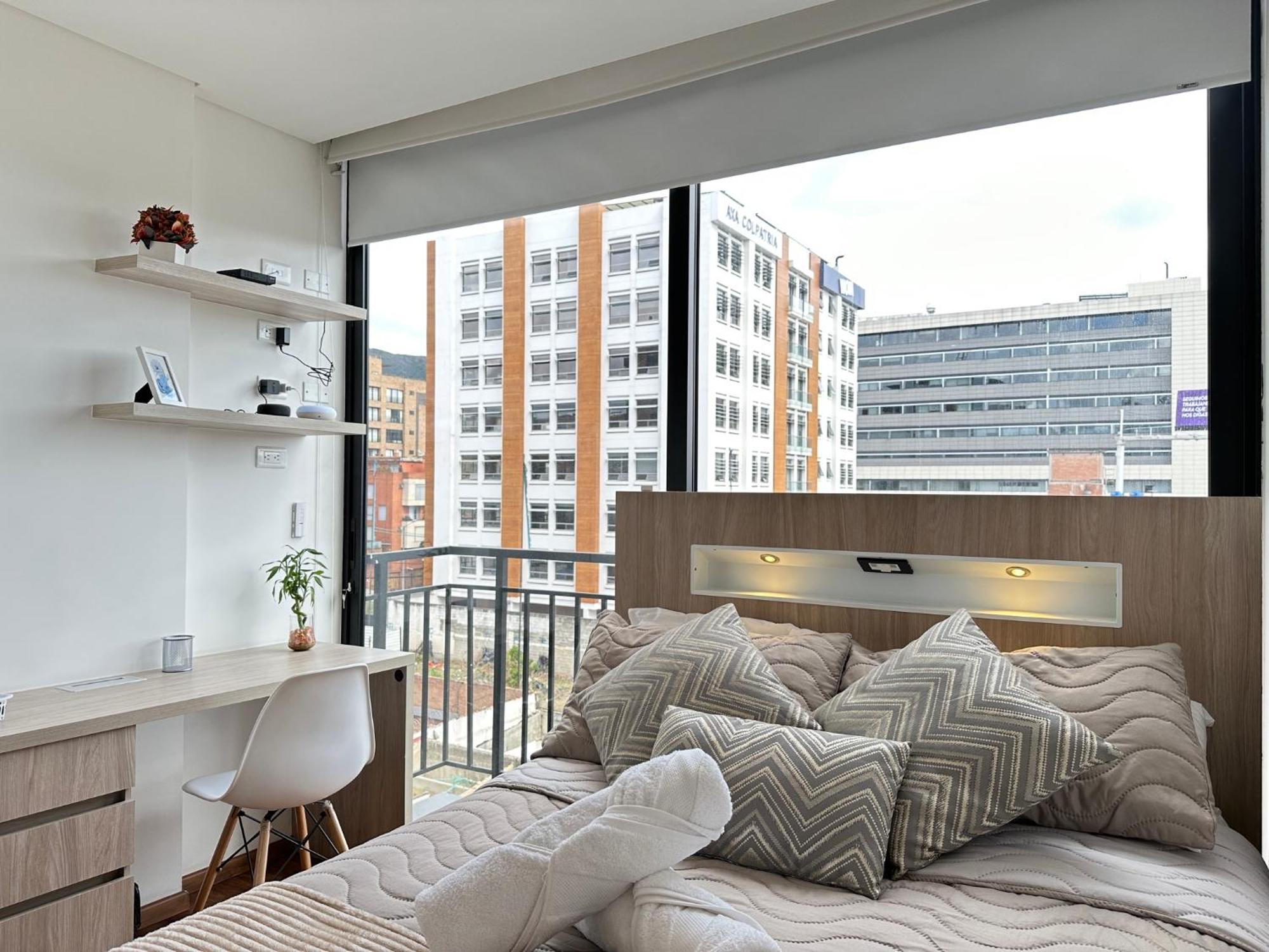 Studio Apartment Balcony,1650311805:JPEG