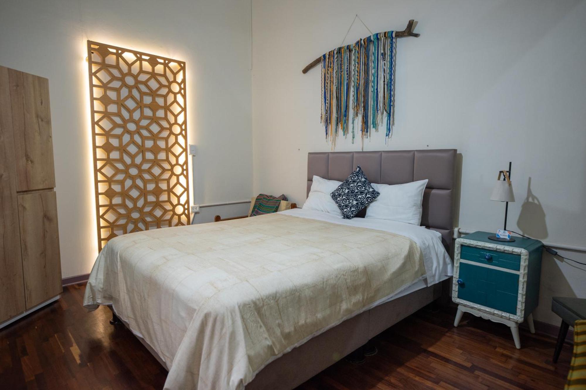 Double Room,1651117199:JPEG