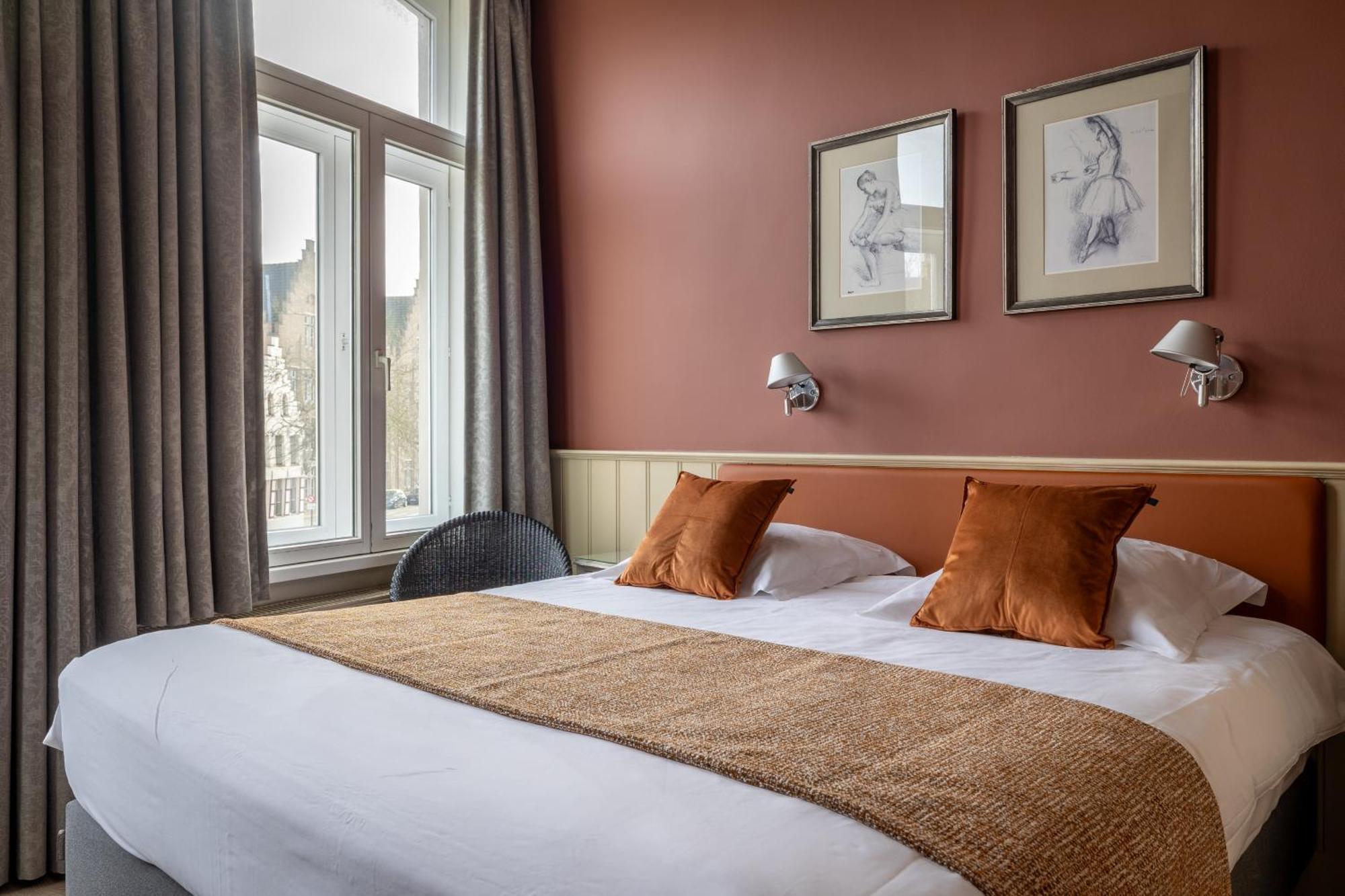 Double Room Canal View