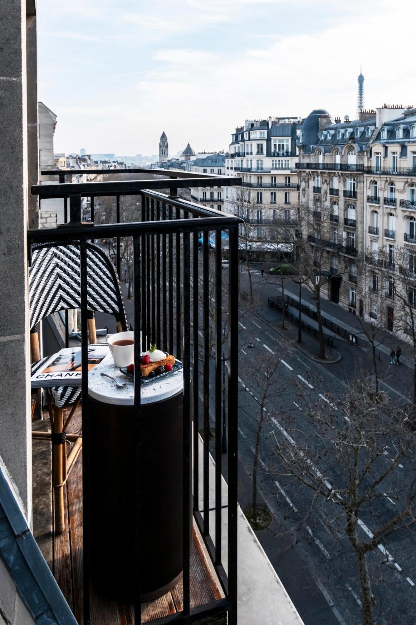 Chambre Prestige Balcon Panoramique Arc De Triomphe