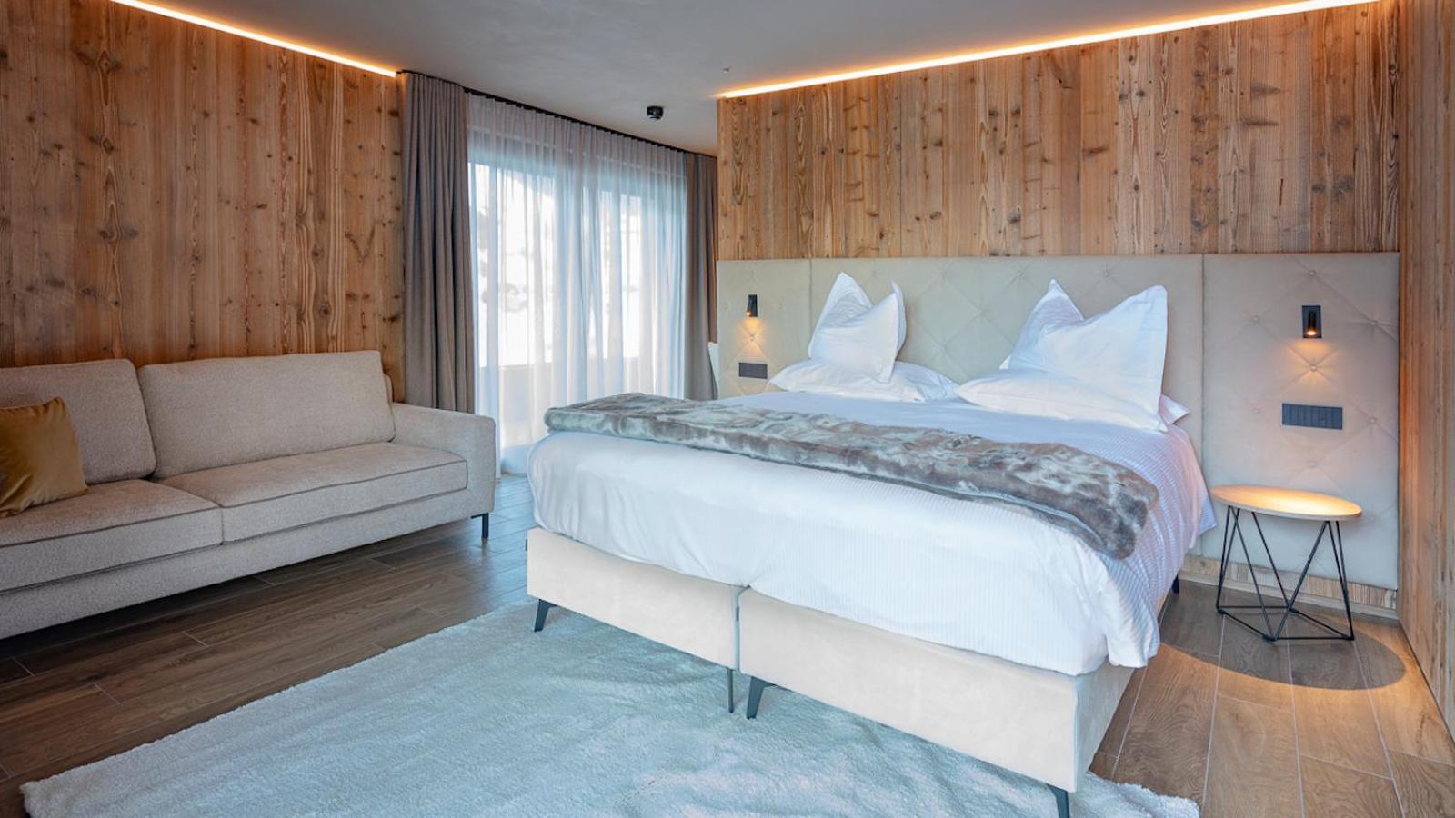 Junior Suite with Mountain View