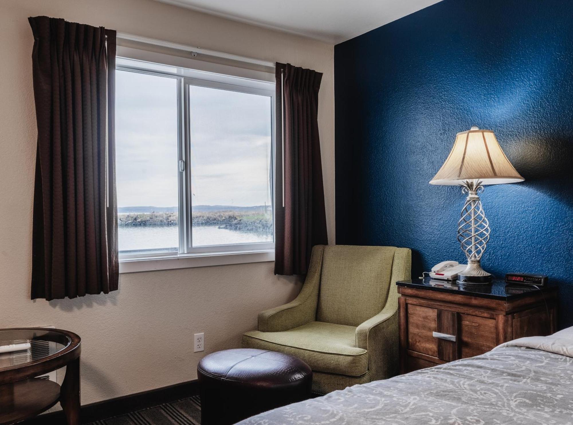 King Room with Water View