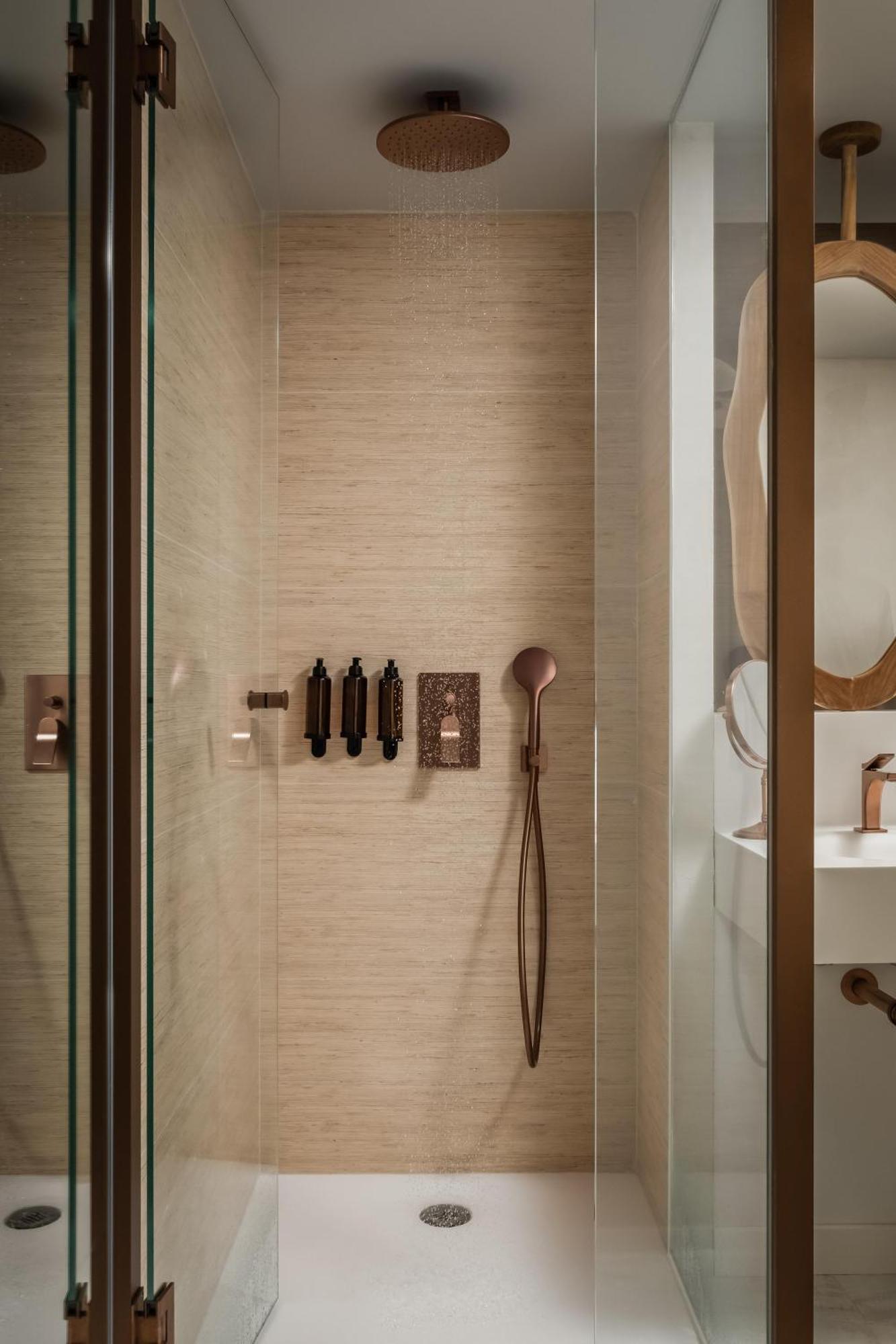 Chambre Double - Vue sur Piscine