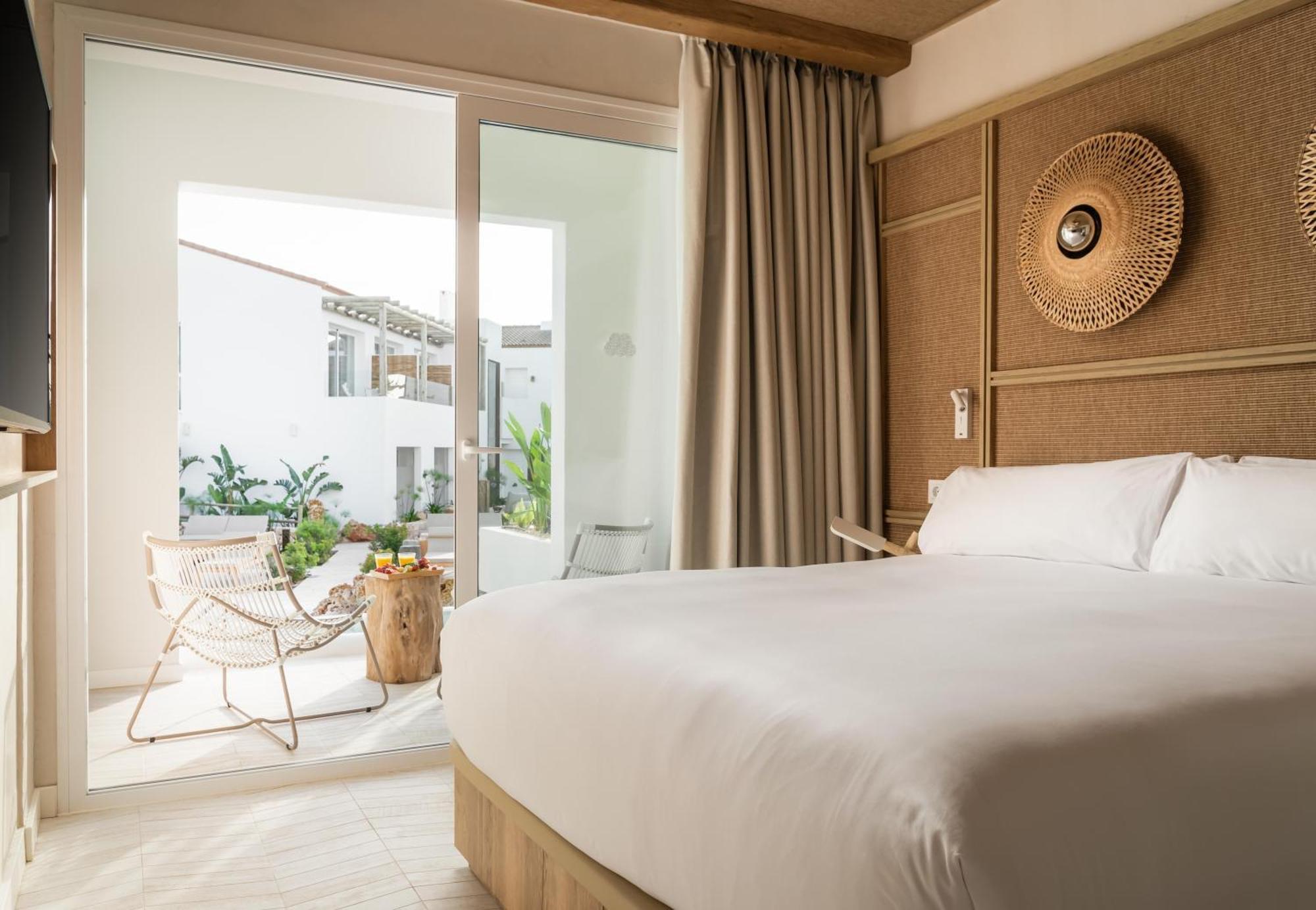 Deluxe Double Room Private Pool