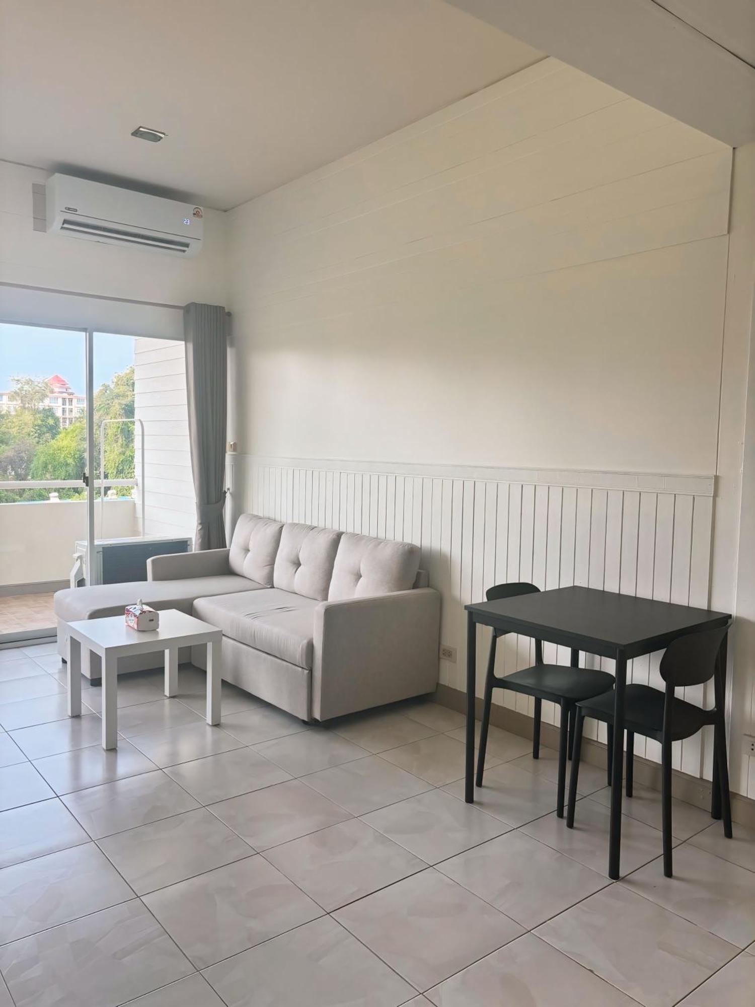 King Suite with Balcony