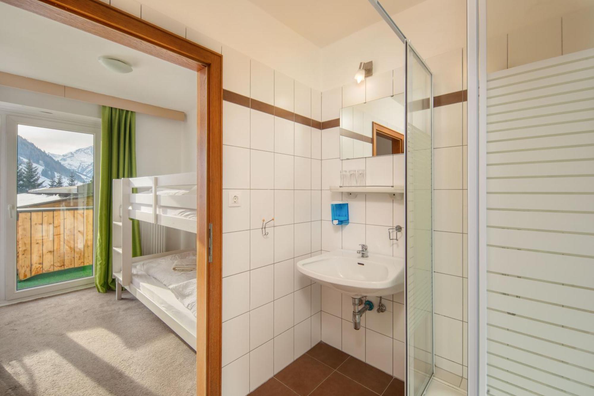 Familiesuite met 2 Slaapkamers