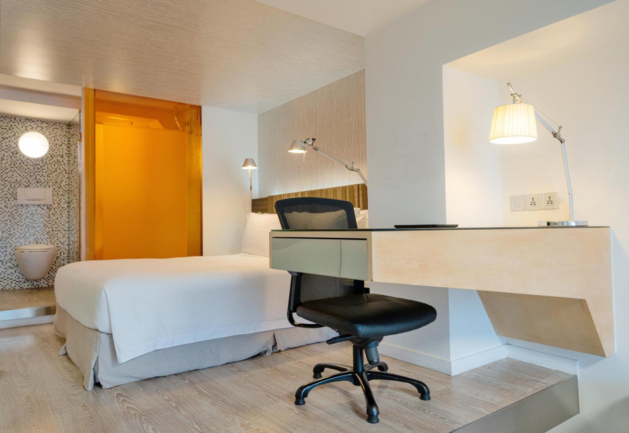 Deluxe Loft Studio