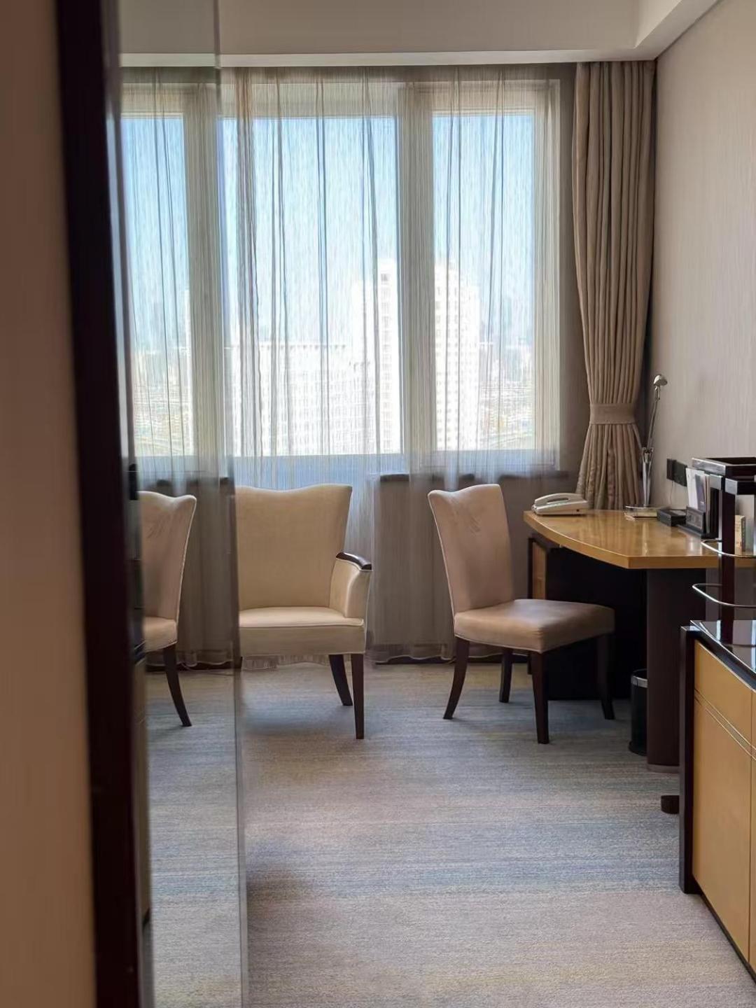 Superior Queen Room,1651738110:JPEG