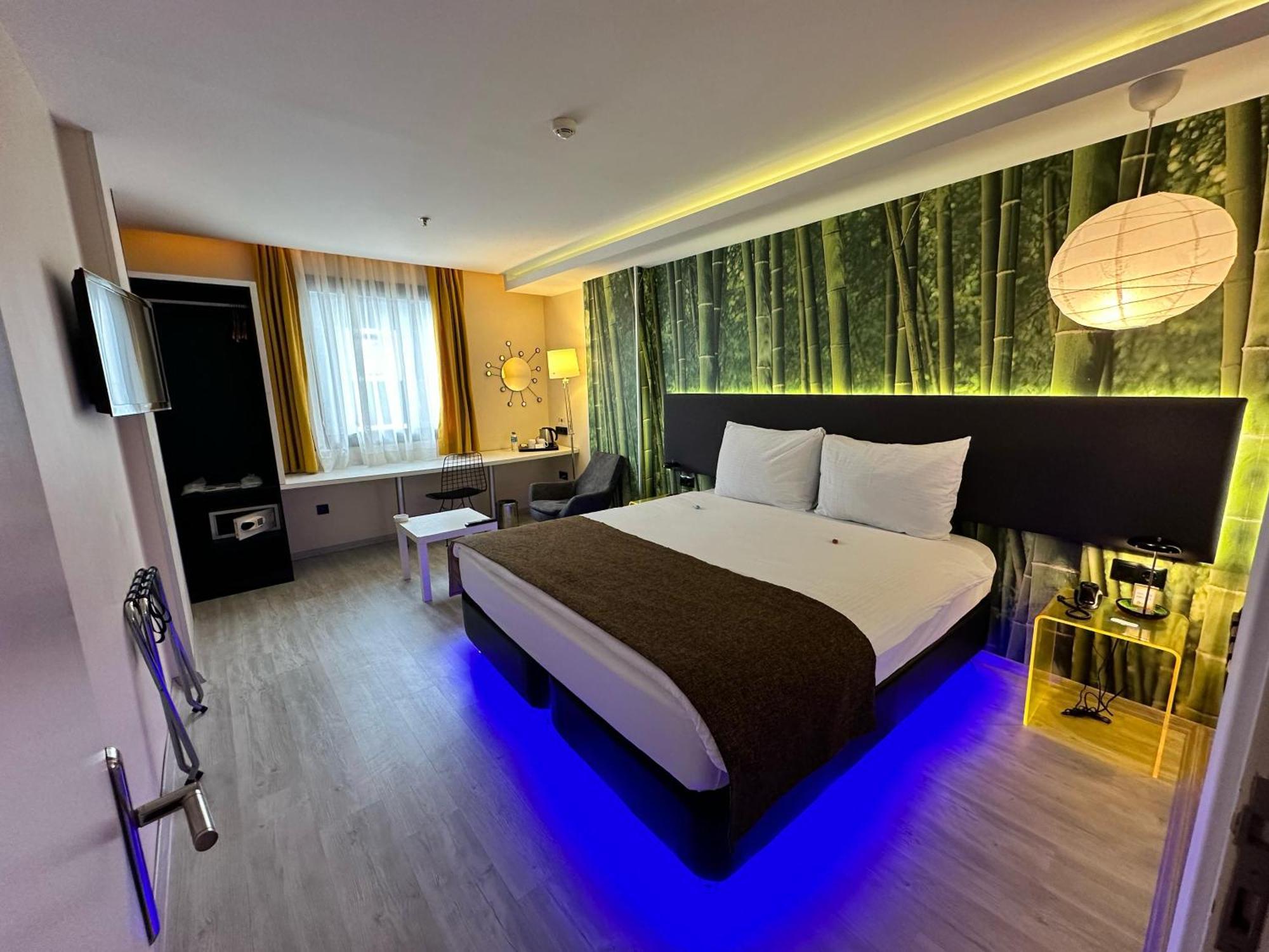 Standard Double Room,1433883160:JPEG