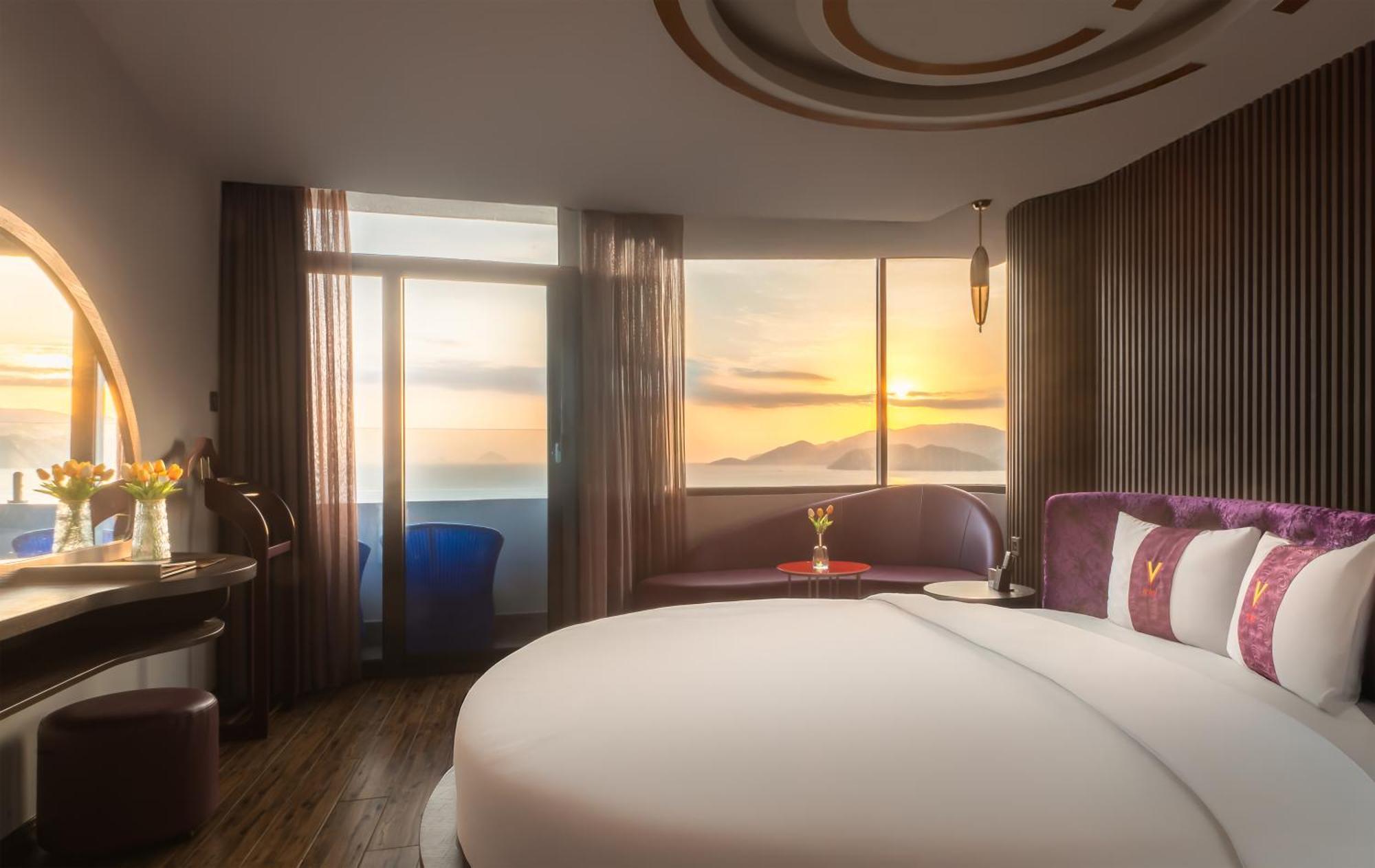 Grand Suite Sea View,1651765380:JPEG