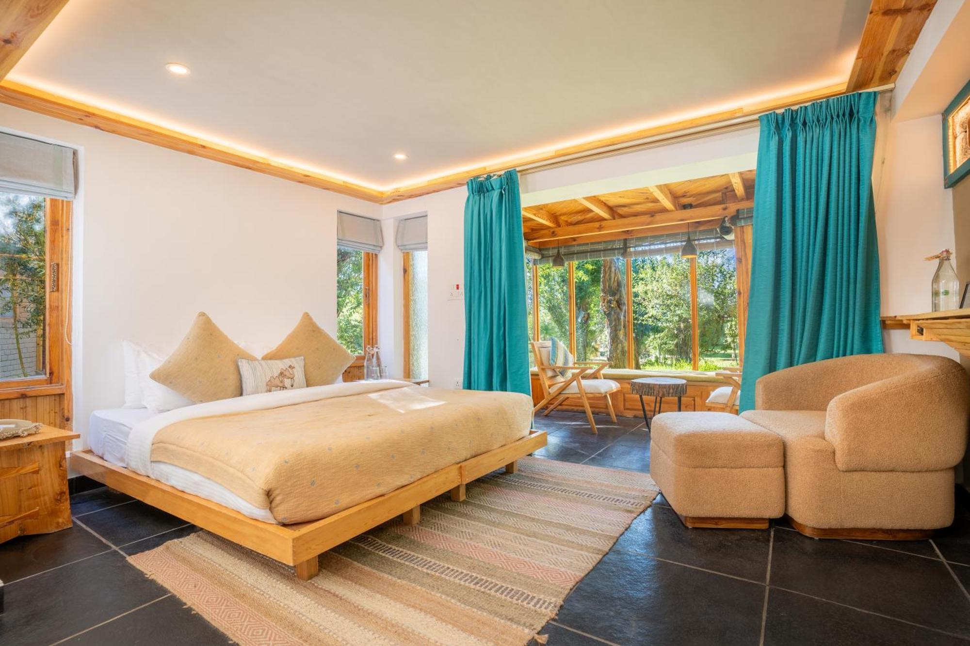 Honeymoon Room