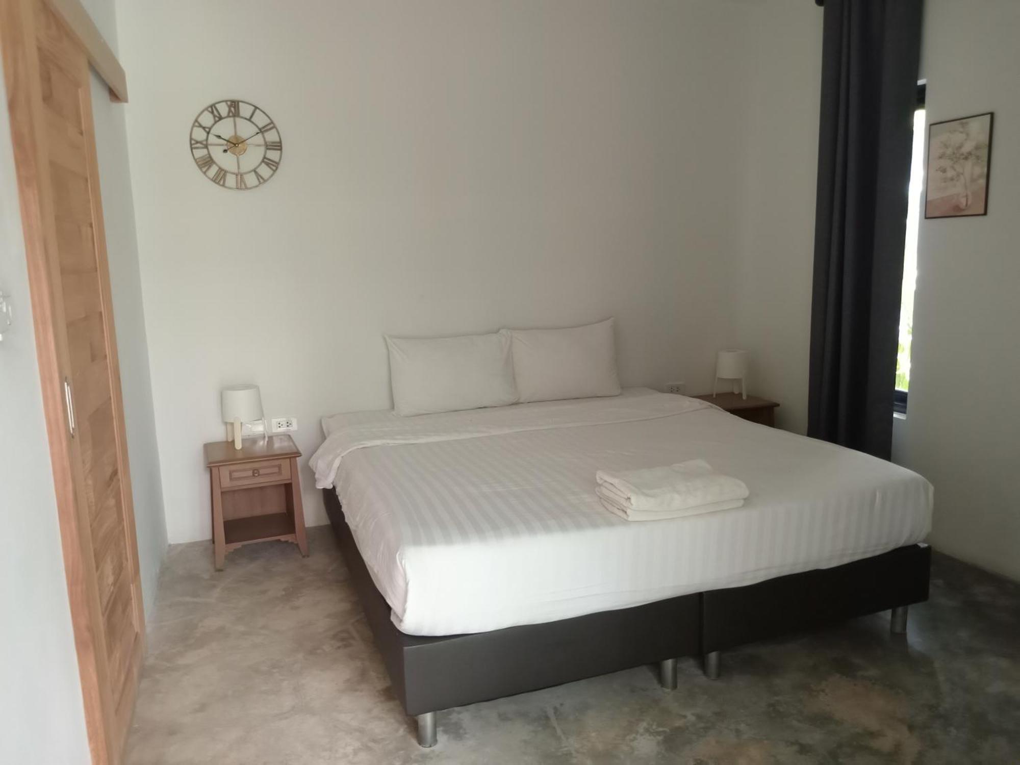 Double Room,1655340553:JPEG